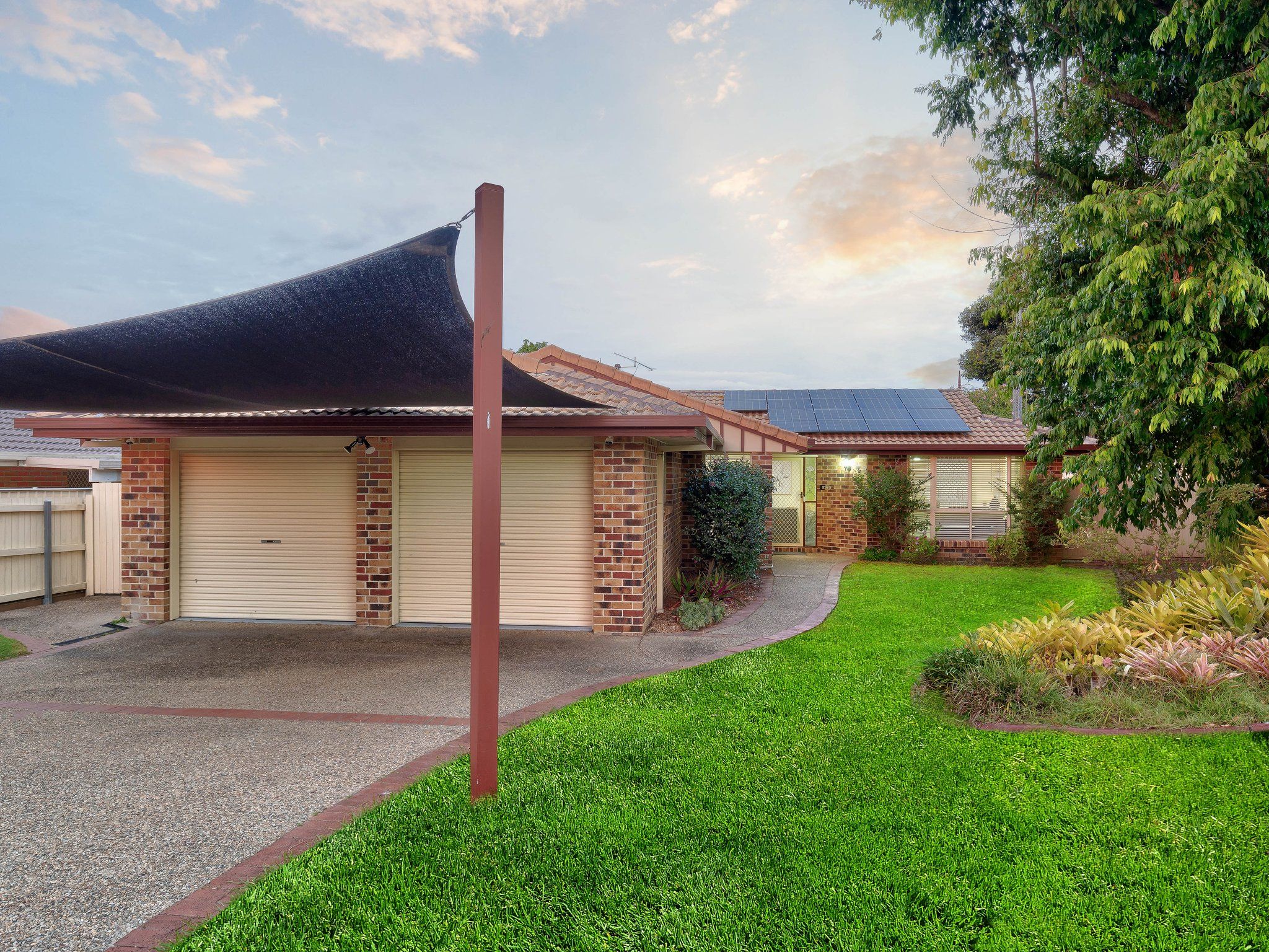 32 Springfield Crescent, Parkinson, QLD 4115