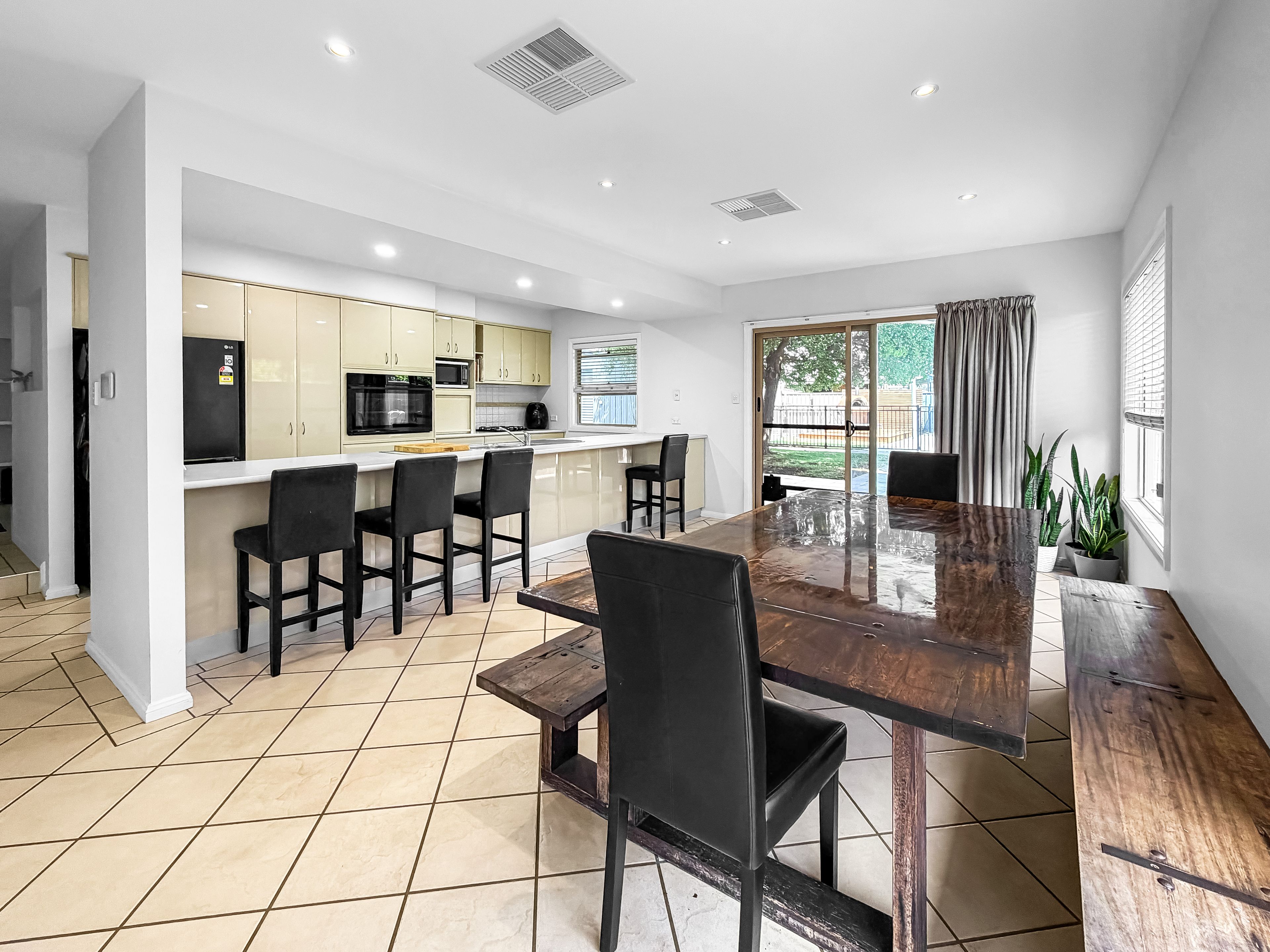333 Macquarie Street — photo 10 of 26