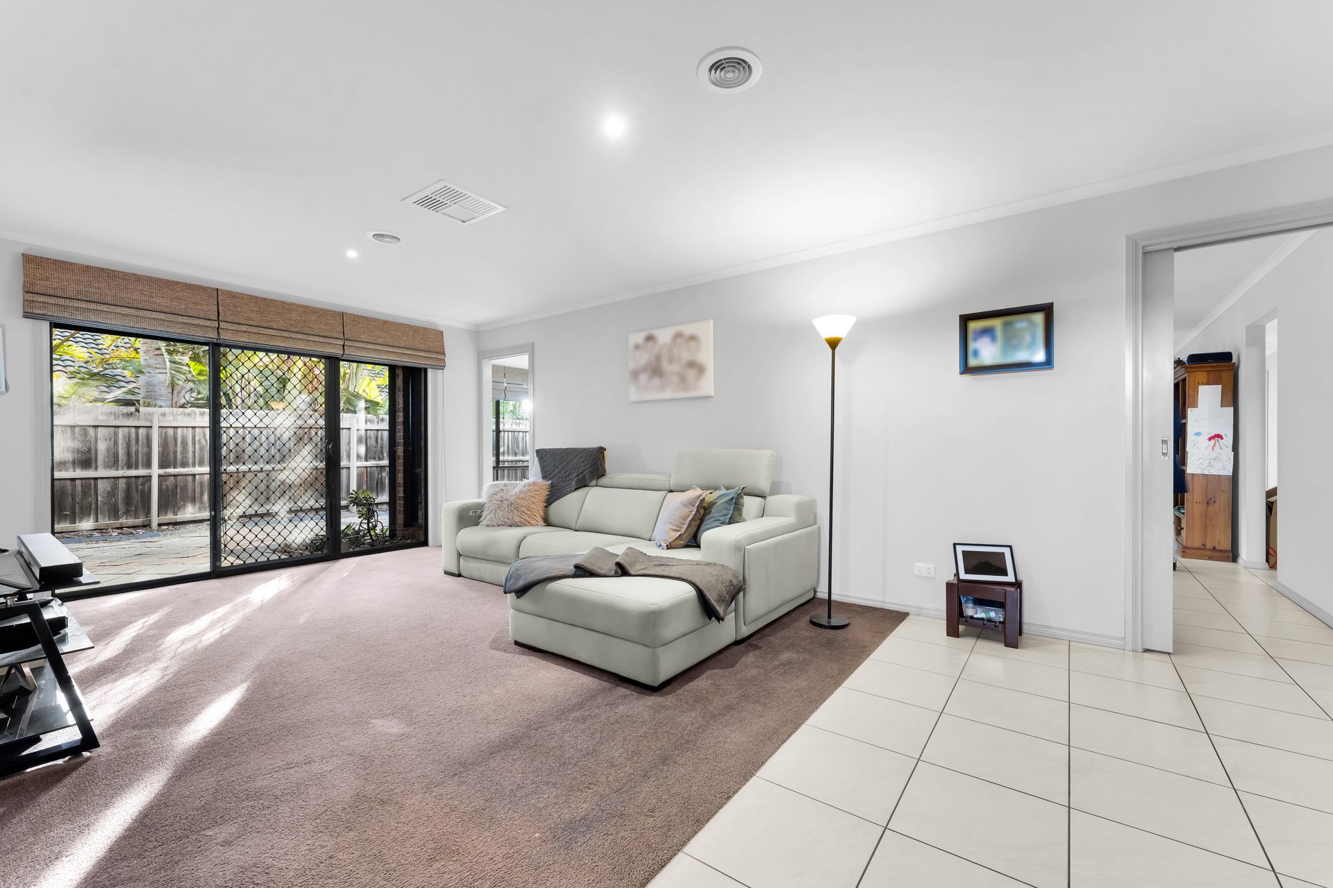 4 GARNET Close, Skye, VIC 3977