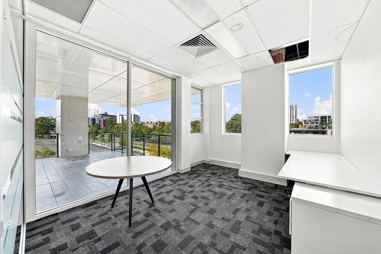 301/20-22 Mons Road, Westmead, NSW 2145
