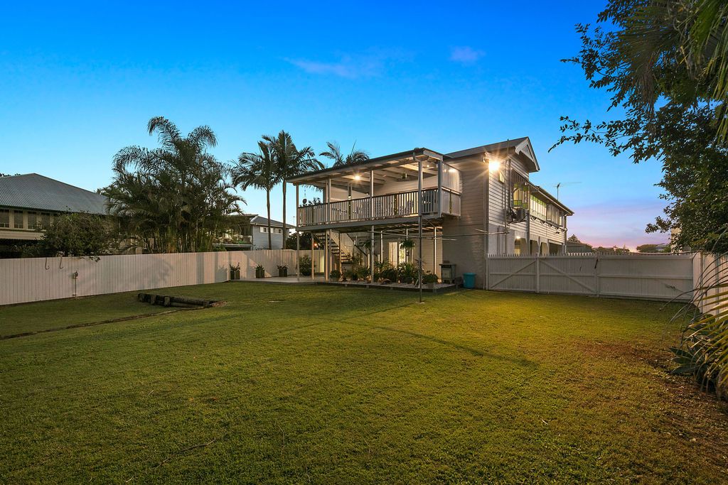 17A Lunga Street, Carina, QLD 4152