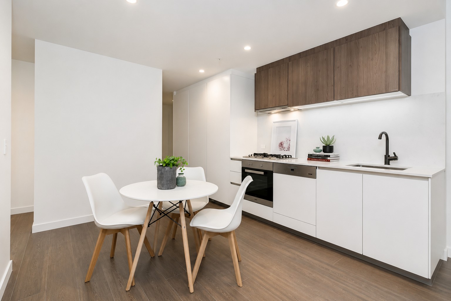 712/23 Mackenzie Street, Melbourne, VIC 3000