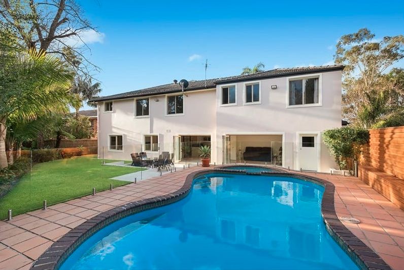 10 Ayres Road, St Ives, NSW 2075