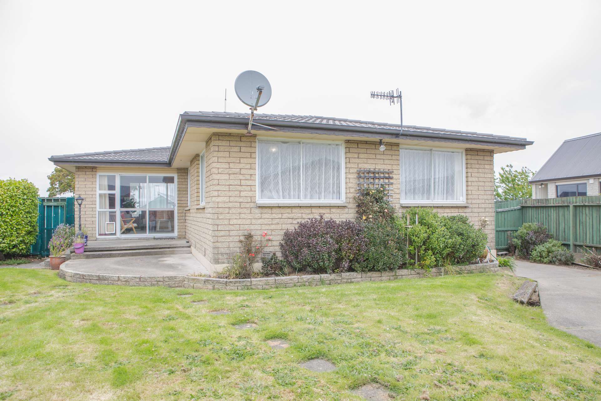 62 Arundel Crescent photo 0