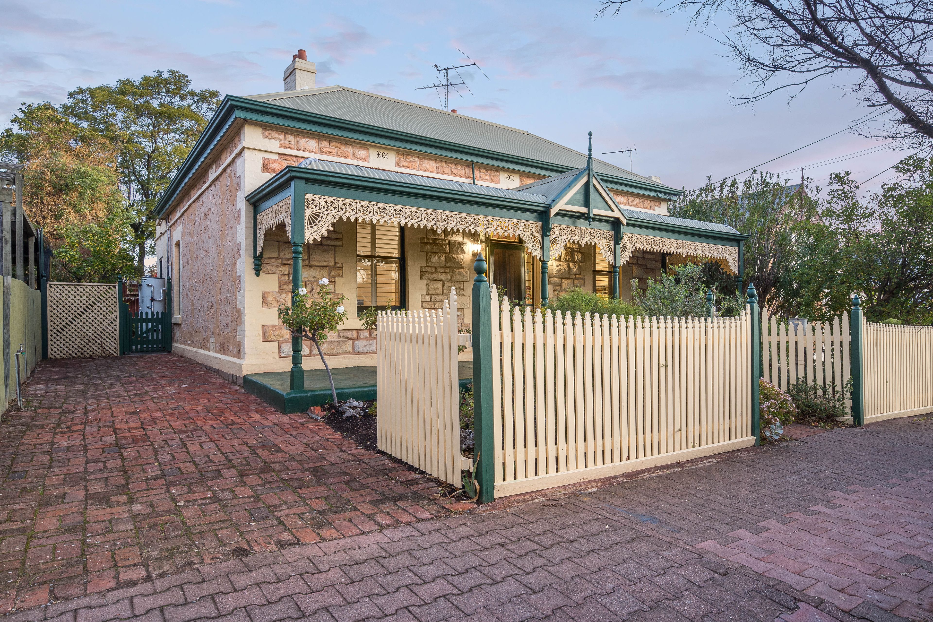 31 Olive Street, Prospect, SA 5082