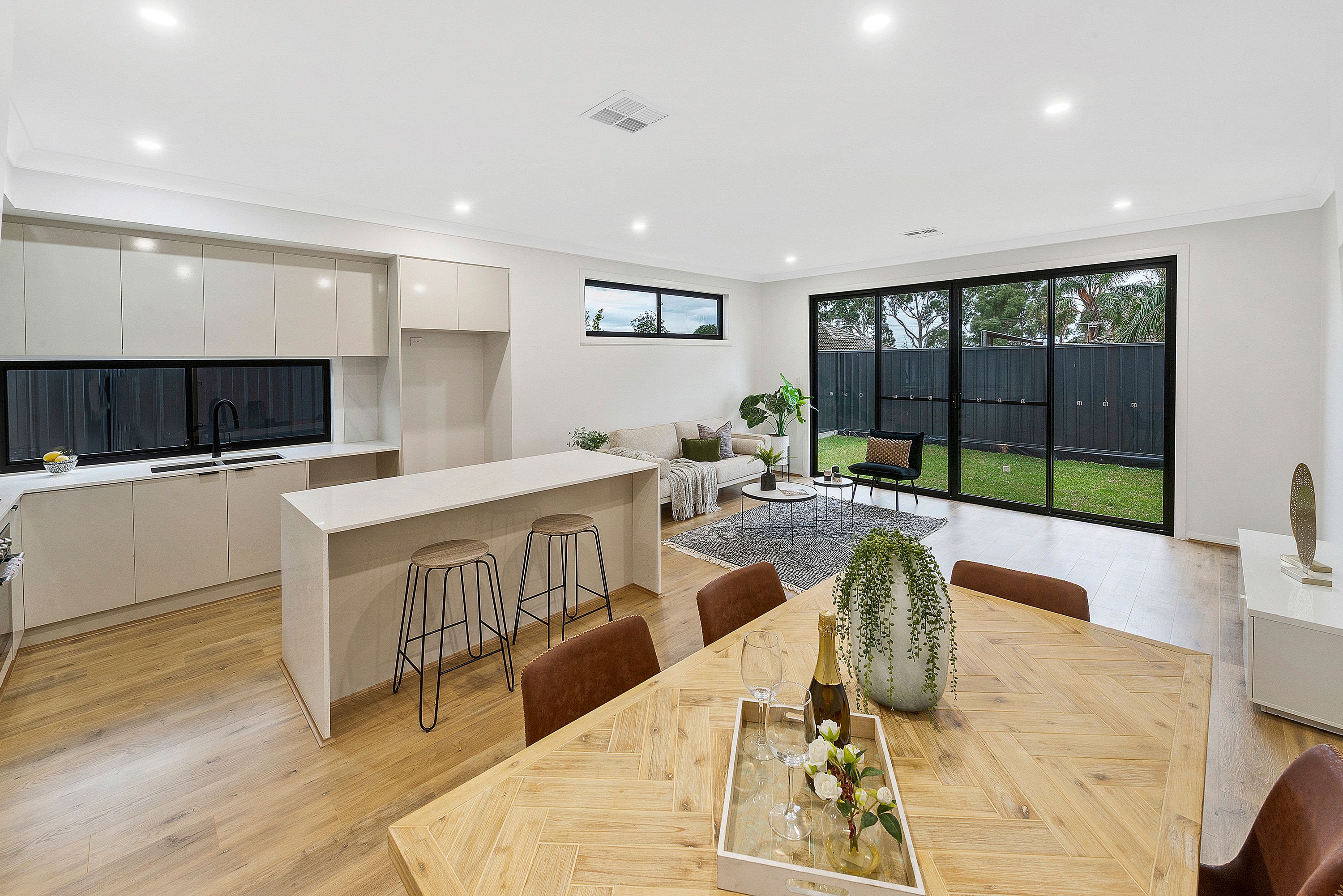 12A Gould Street — photo 8 of 19
