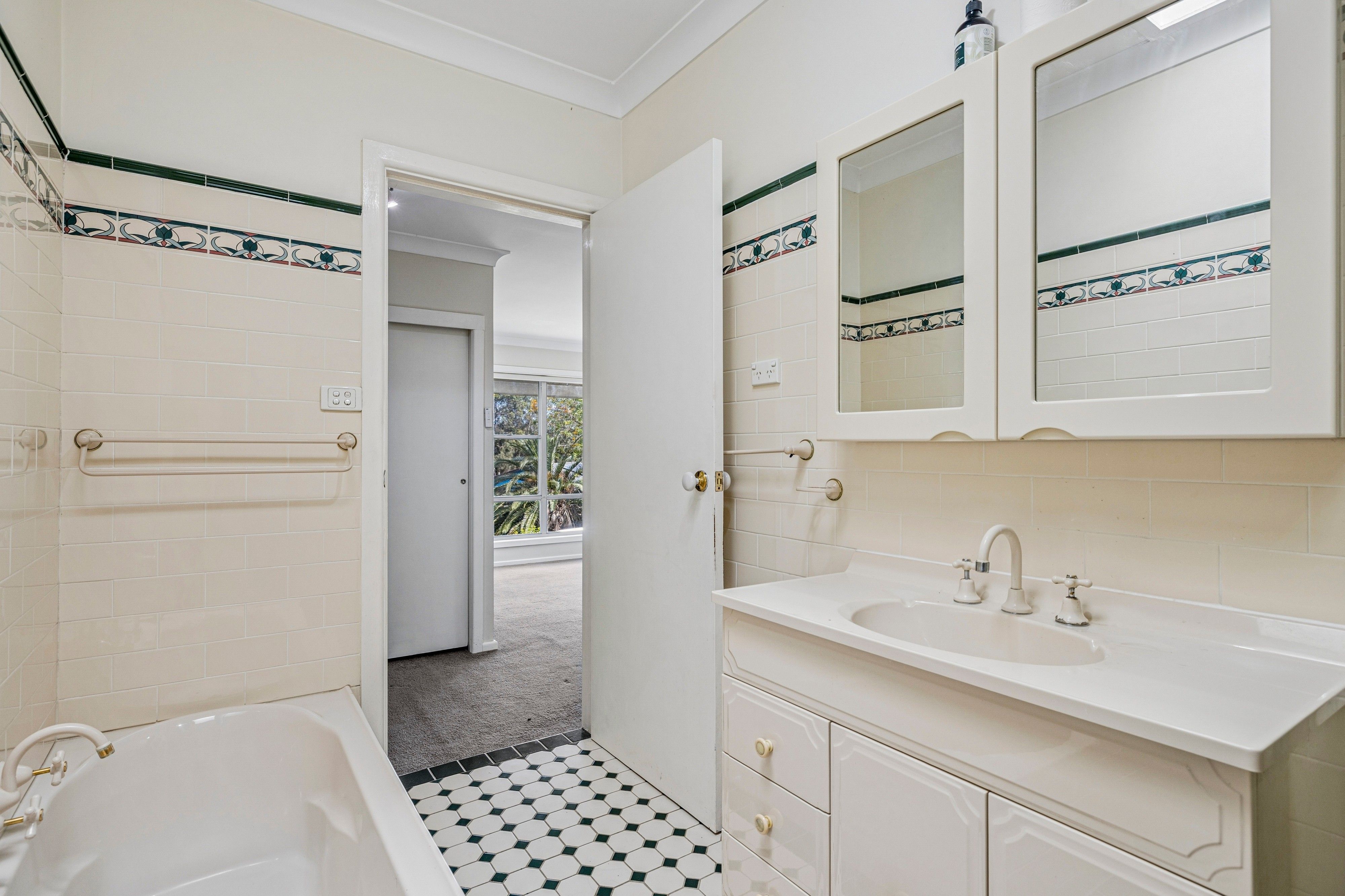 25 Elwin Street — photo 20 of 30