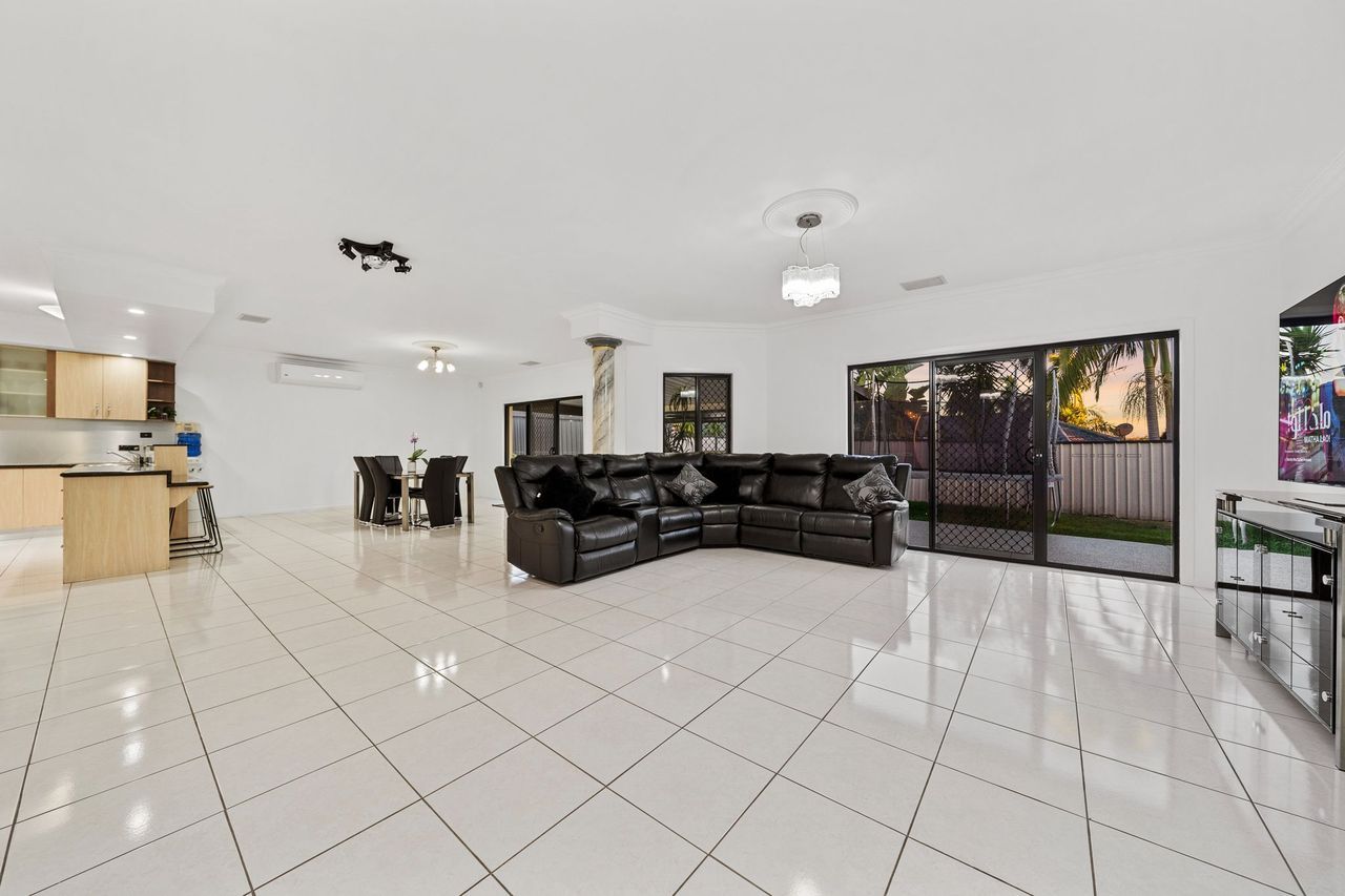 55 Lamberth Road East, Heritage Park, QLD 4118