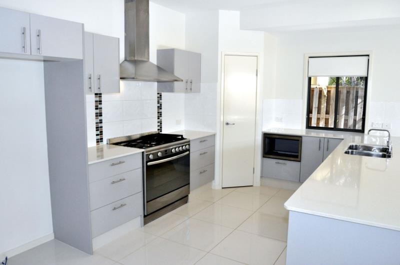 41 Runway Drive, Upper Coomera, QLD 4209