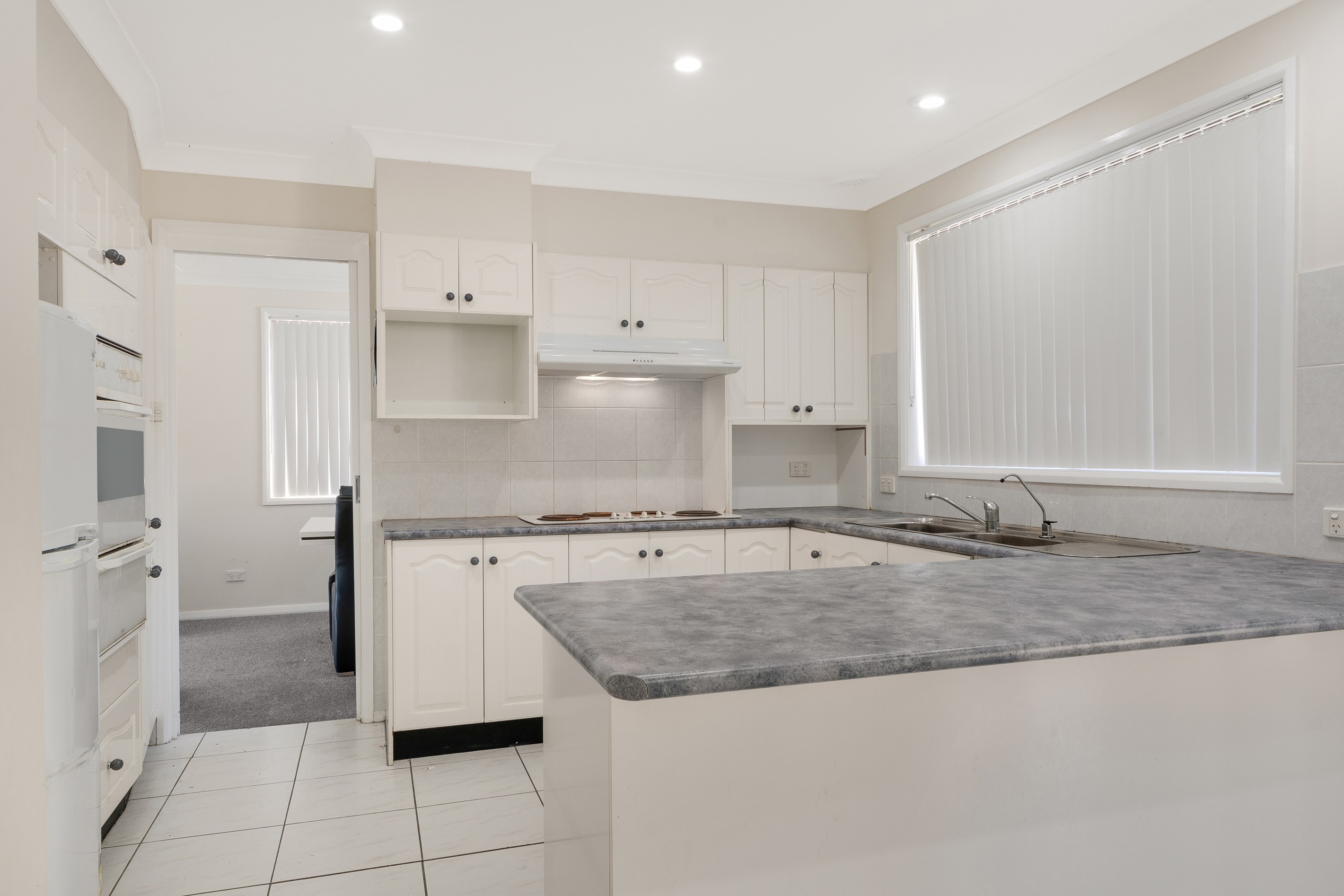 32 Wyangala Crescent, Leumeah, NSW 2560