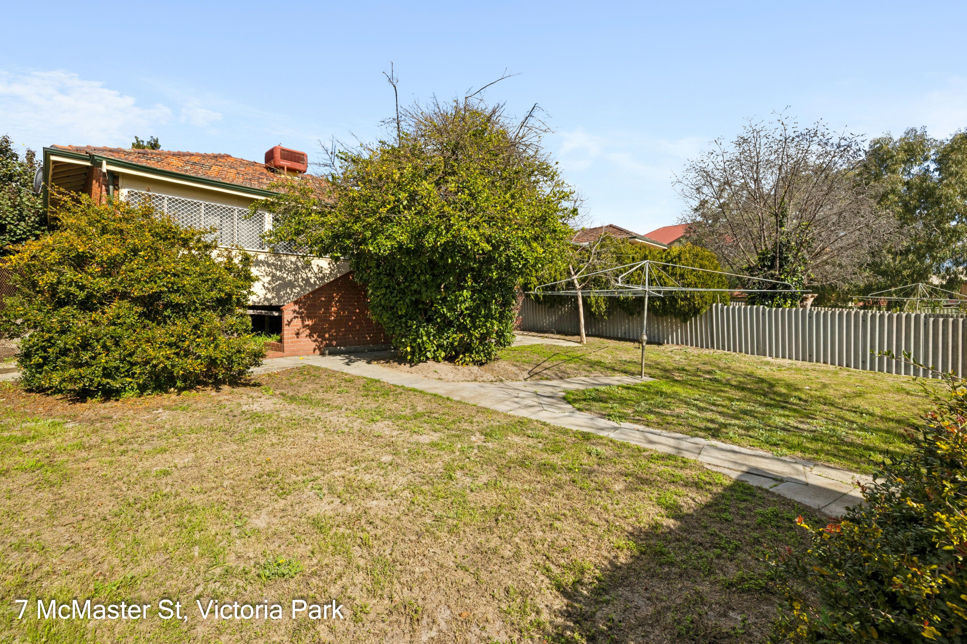 7 & 9 McMaster Street — photo 15 of 30