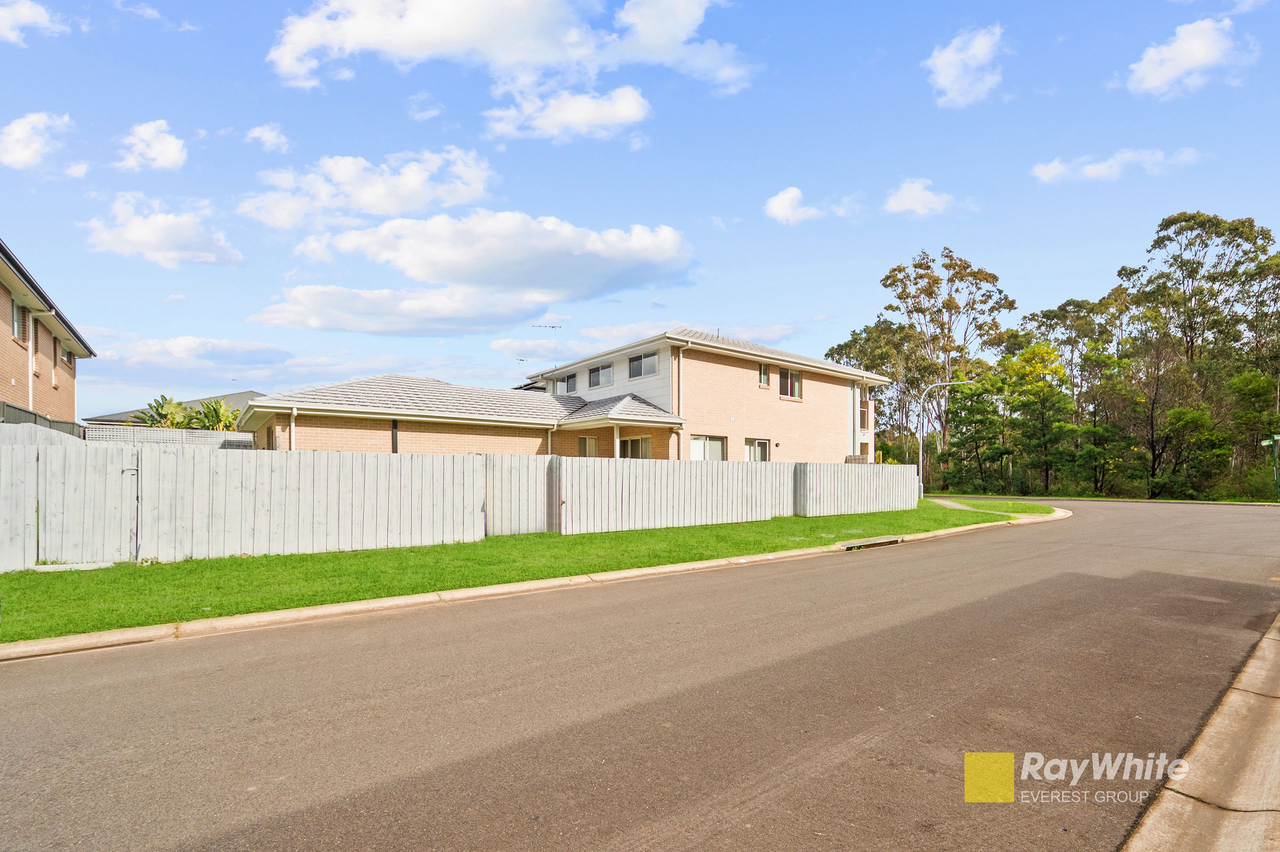 16-16A Kingsburgh Parkway — photo 22 of 22