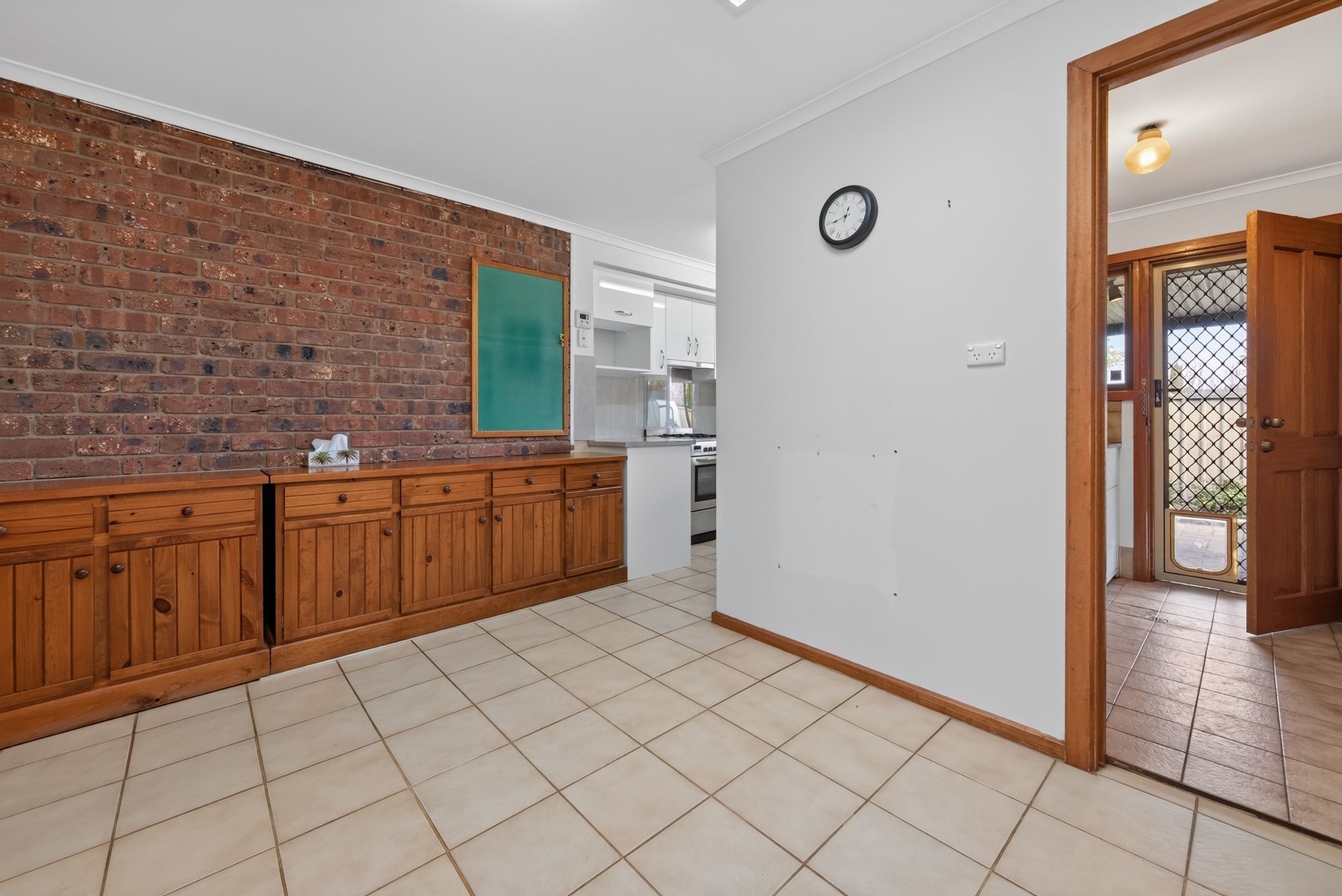 2/17 Amanda Street — photo 12 of 14