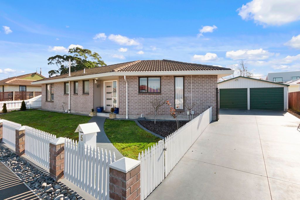5 McHaffies Place, Wainoni, Christchurch City