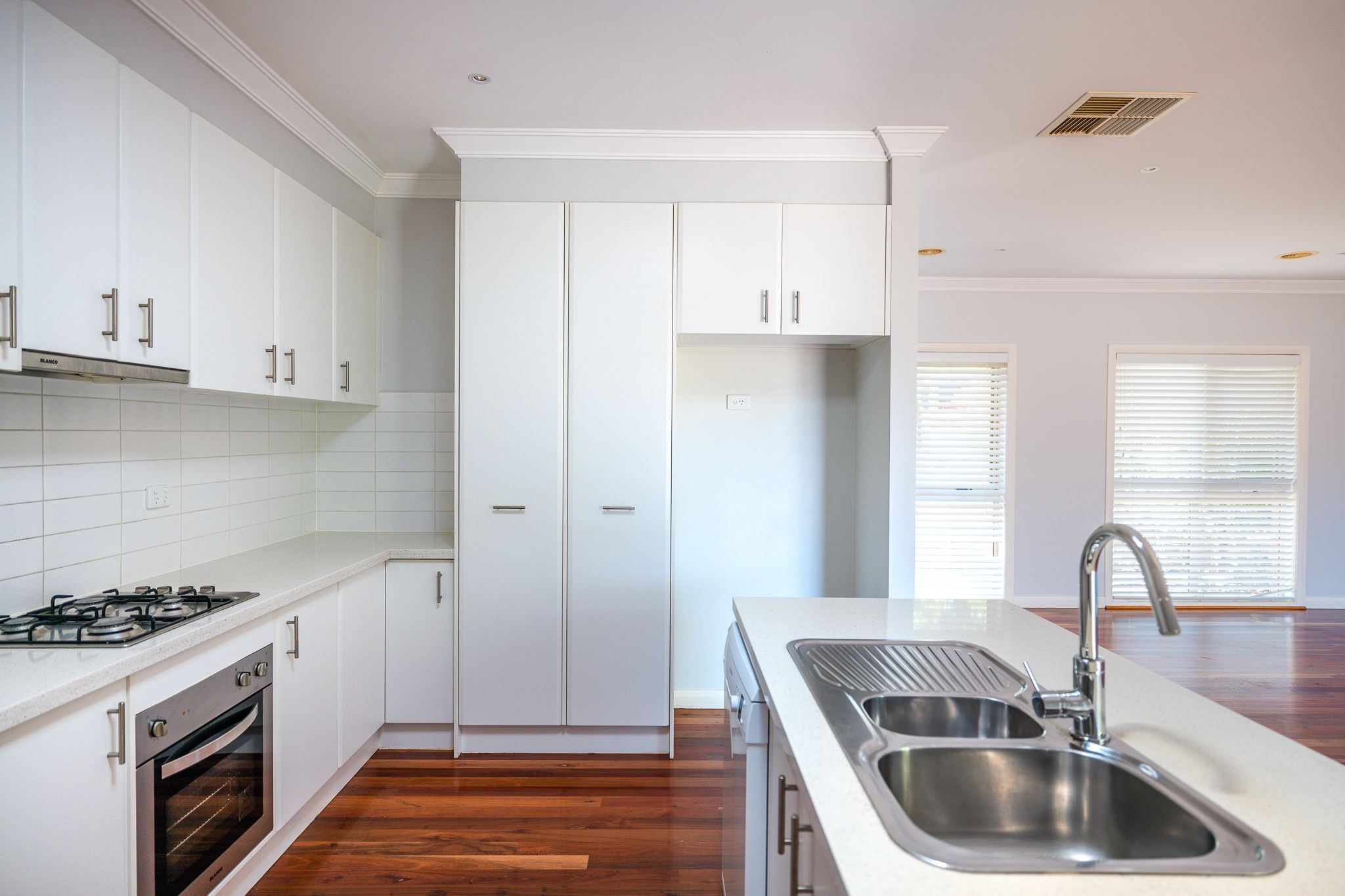 1/4 Cash Grove, Mount Waverley, VIC 3149