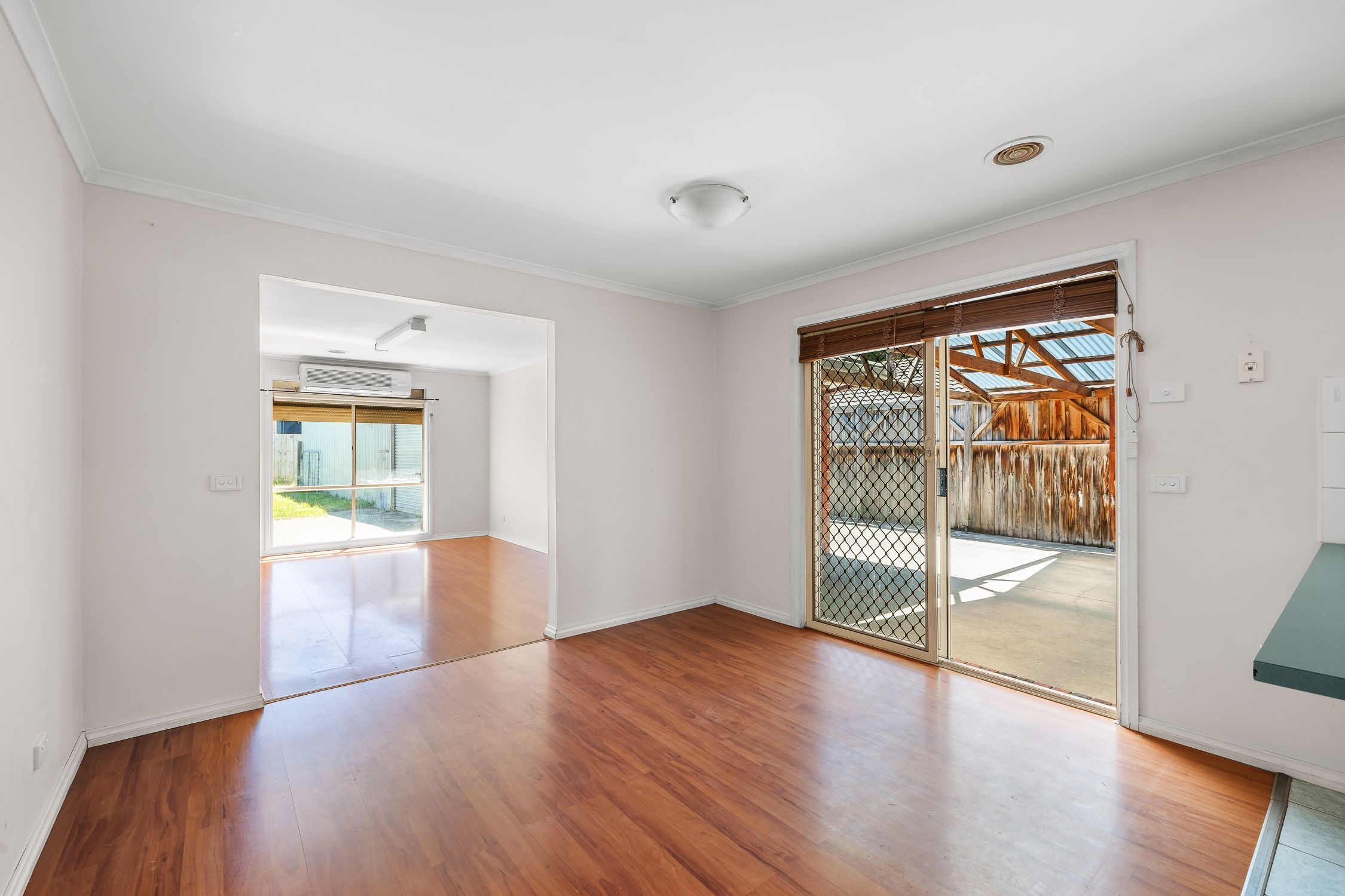 8 Claire Close — photo 5 of 12
