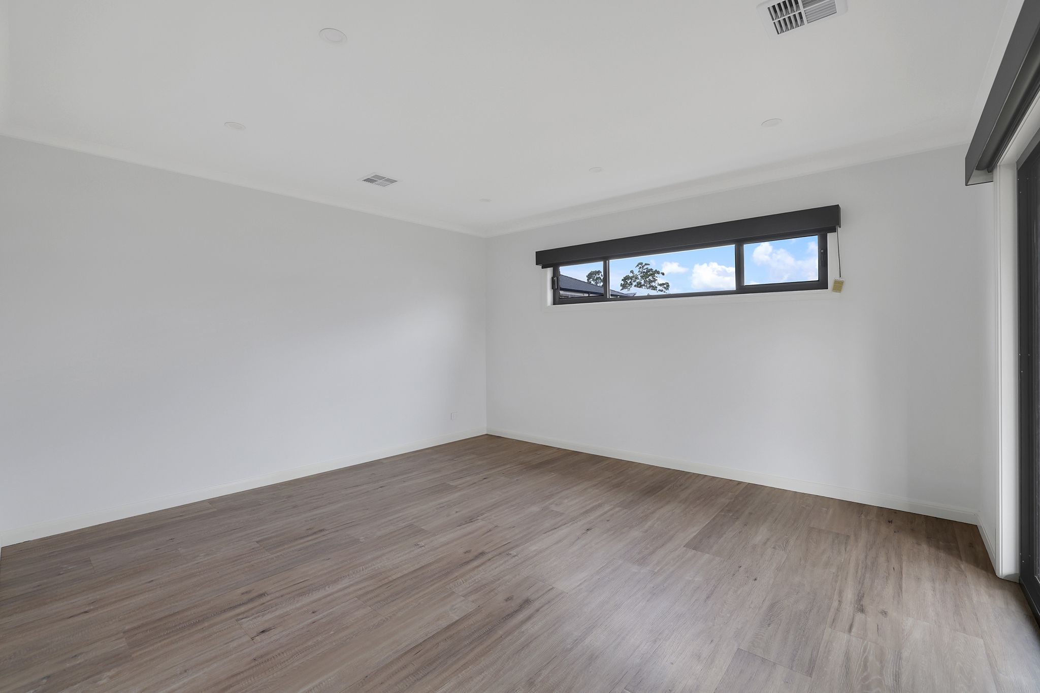 4 Bridges Street — photo 12 of 28