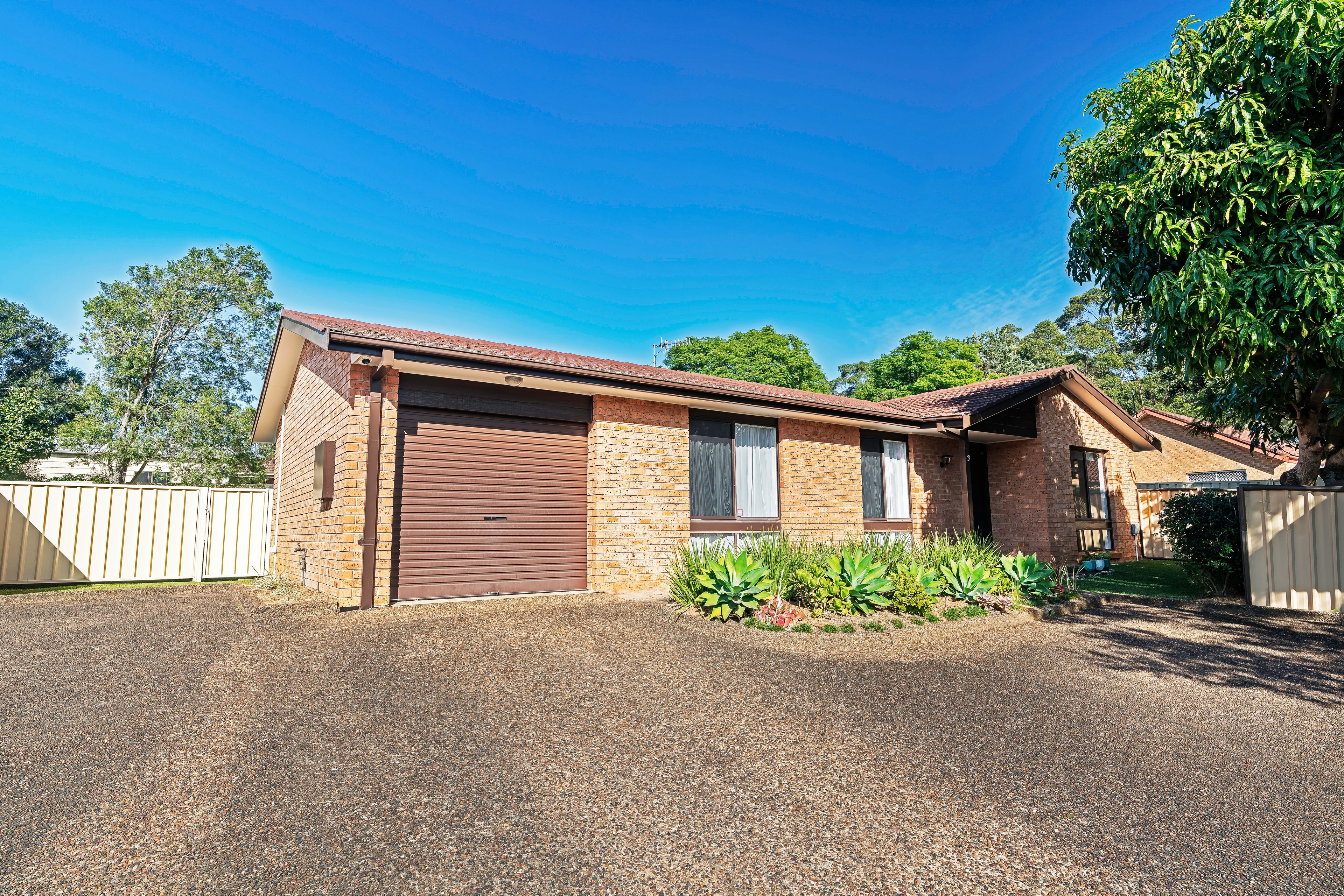 3/5 Carisbrook Close, Bomaderry, NSW 2541