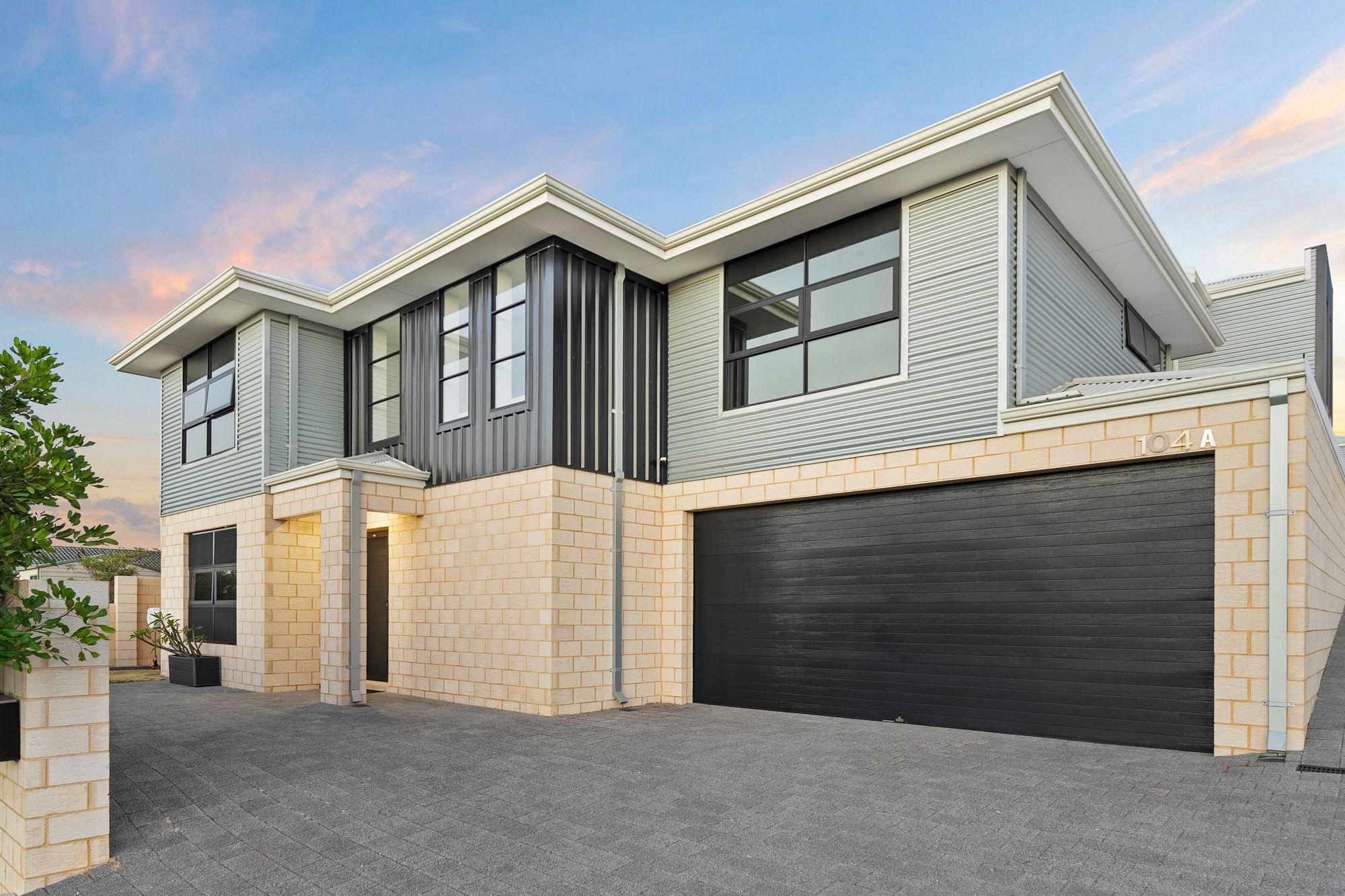 104A Safety Bay Road, Shoalwater, WA 6169