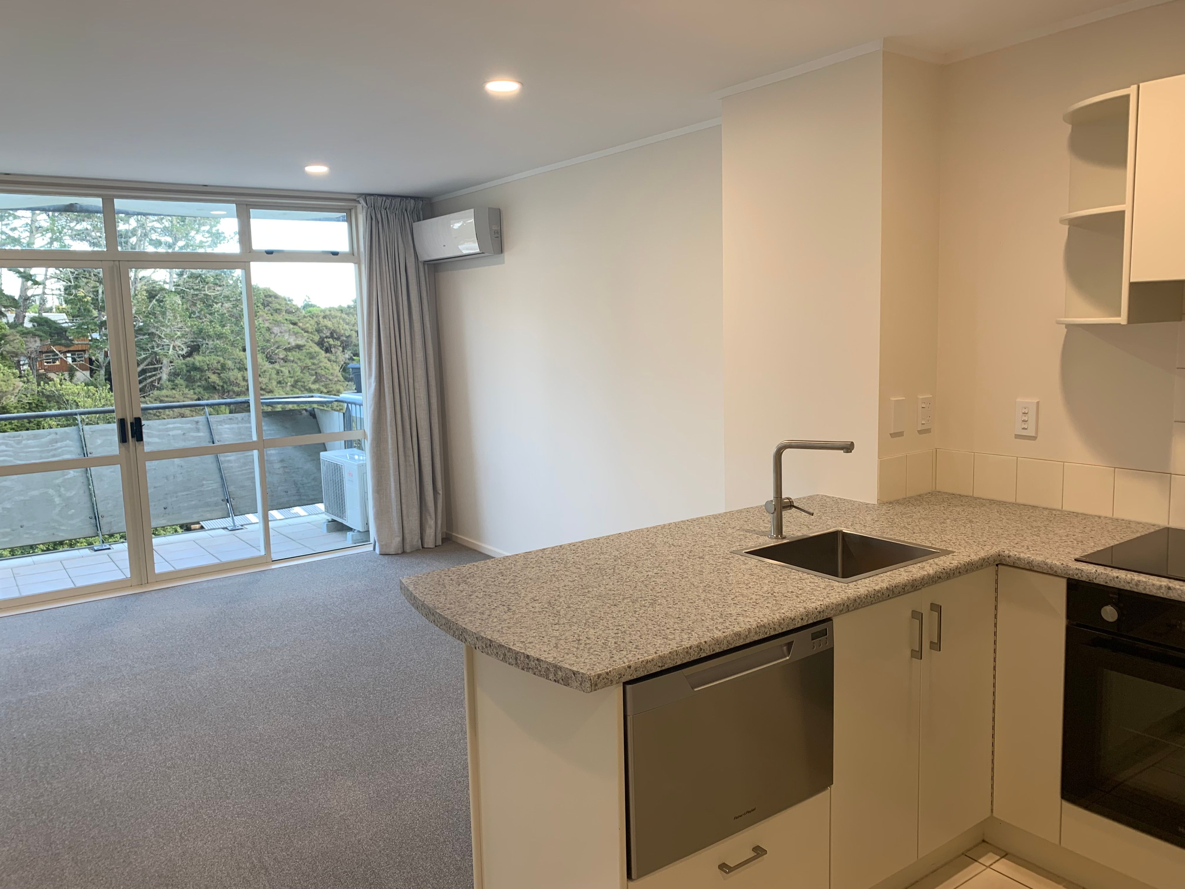 E7/20 Ian Marwick Place, Birkenhead, North Shore City