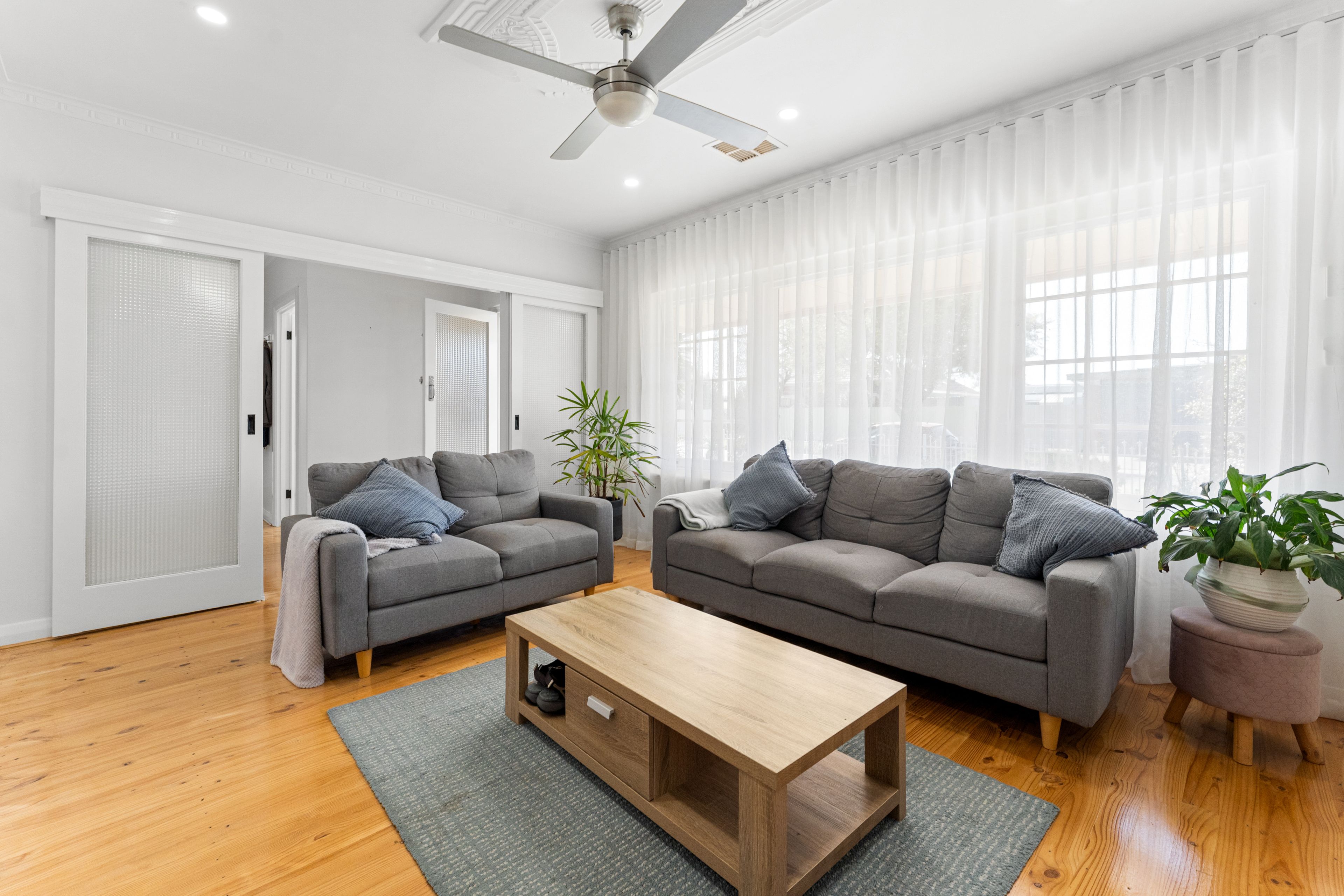 8 Hallville Street — photo 4 of 16