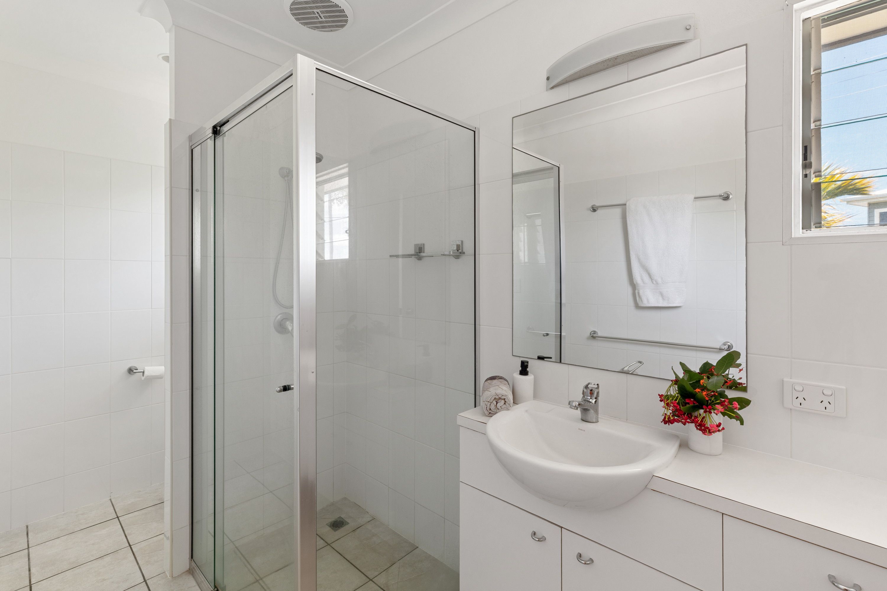 6 Shutehaven Close — photo 15 of 25