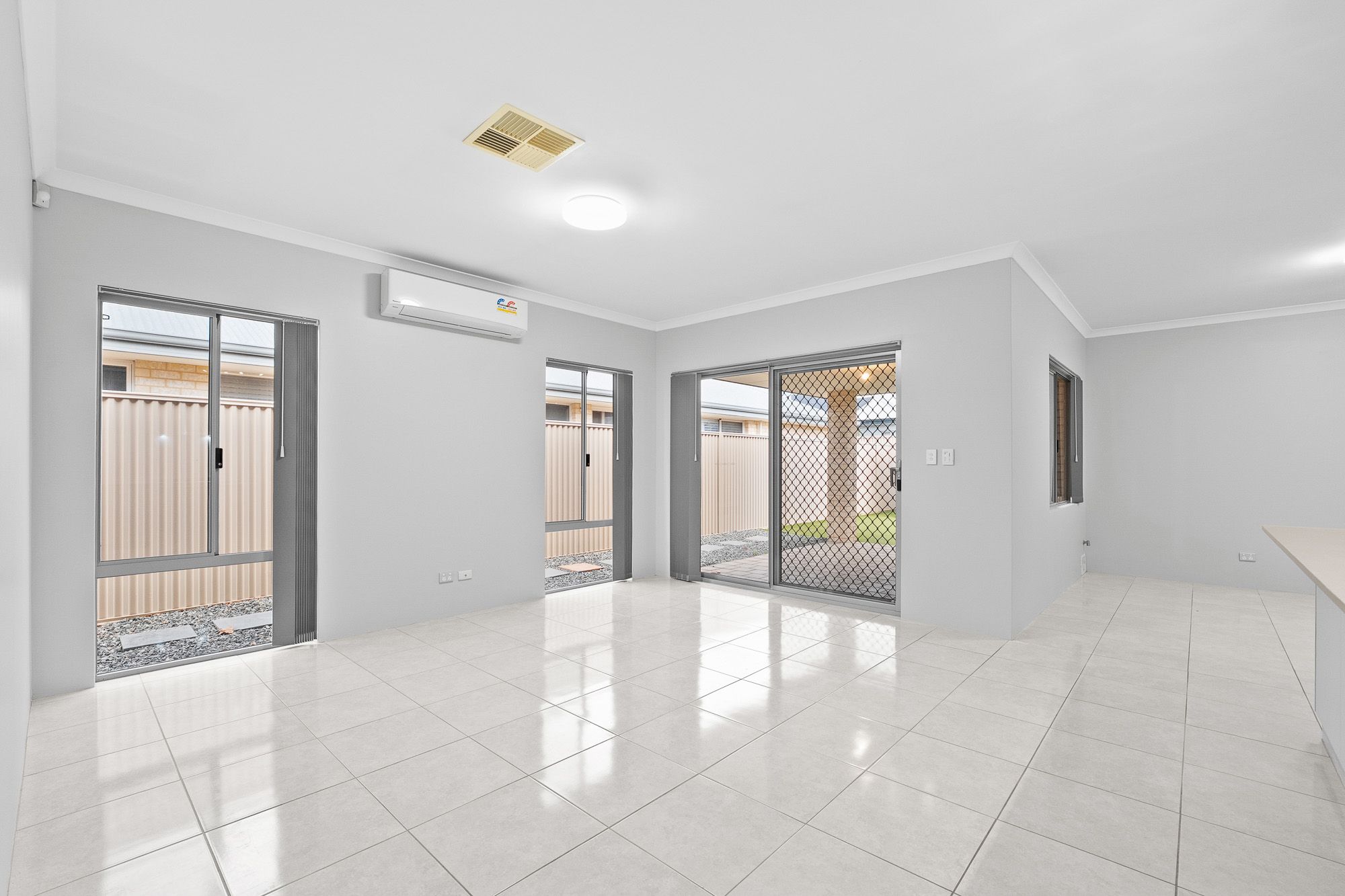 158 Clyde Avenue — photo 16 of 30