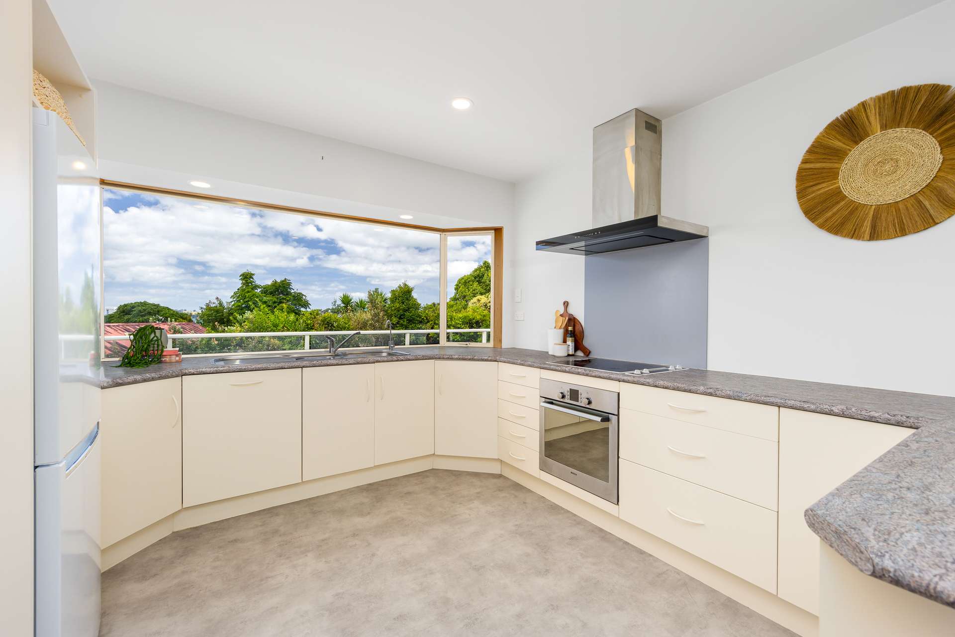 18 Awatere Place photo 3