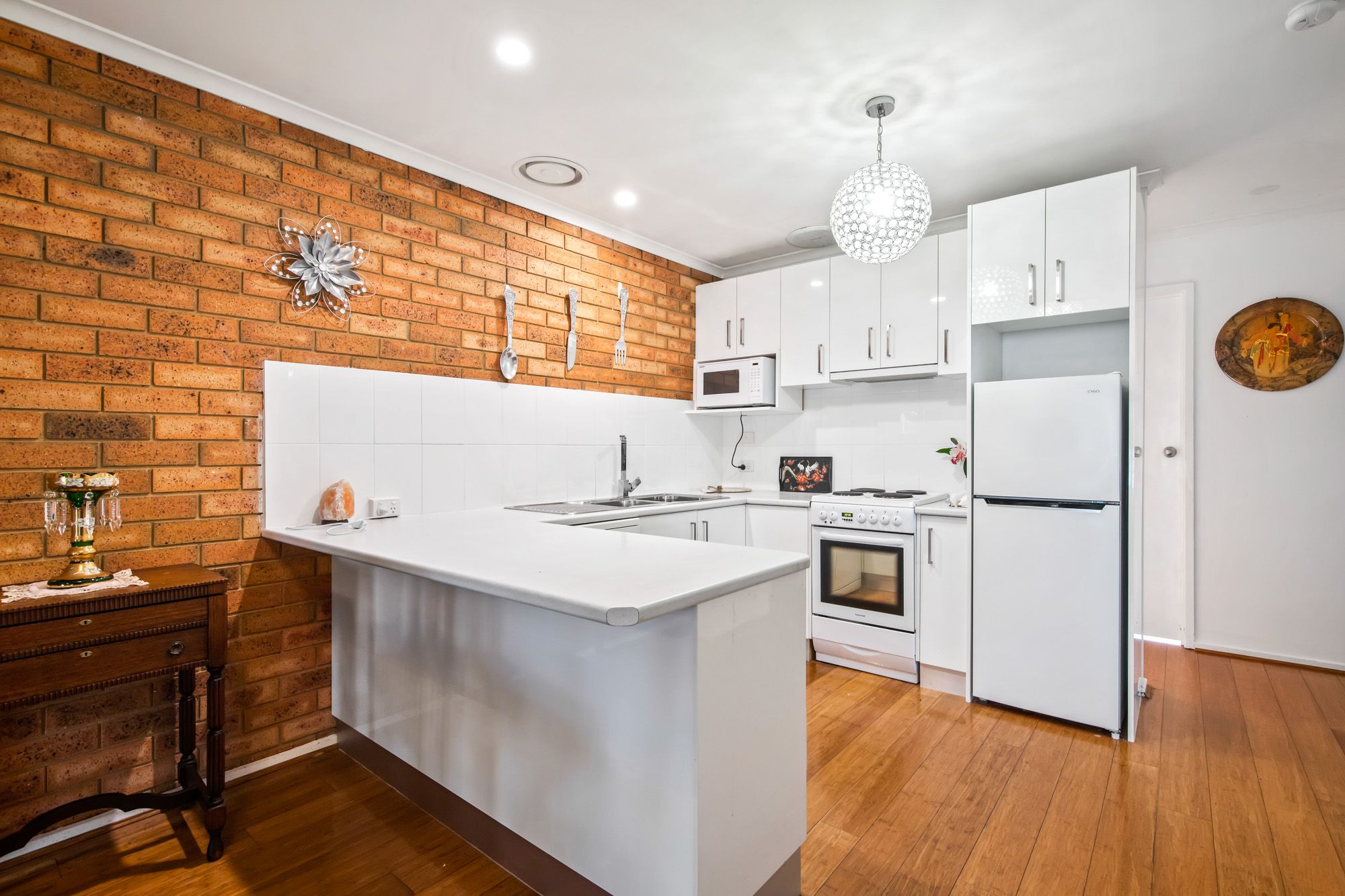 2/2 Weeden Drive, Werribee, VIC 3030