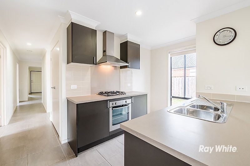 46 Valencia Circuit, Cranbourne, VIC 3977