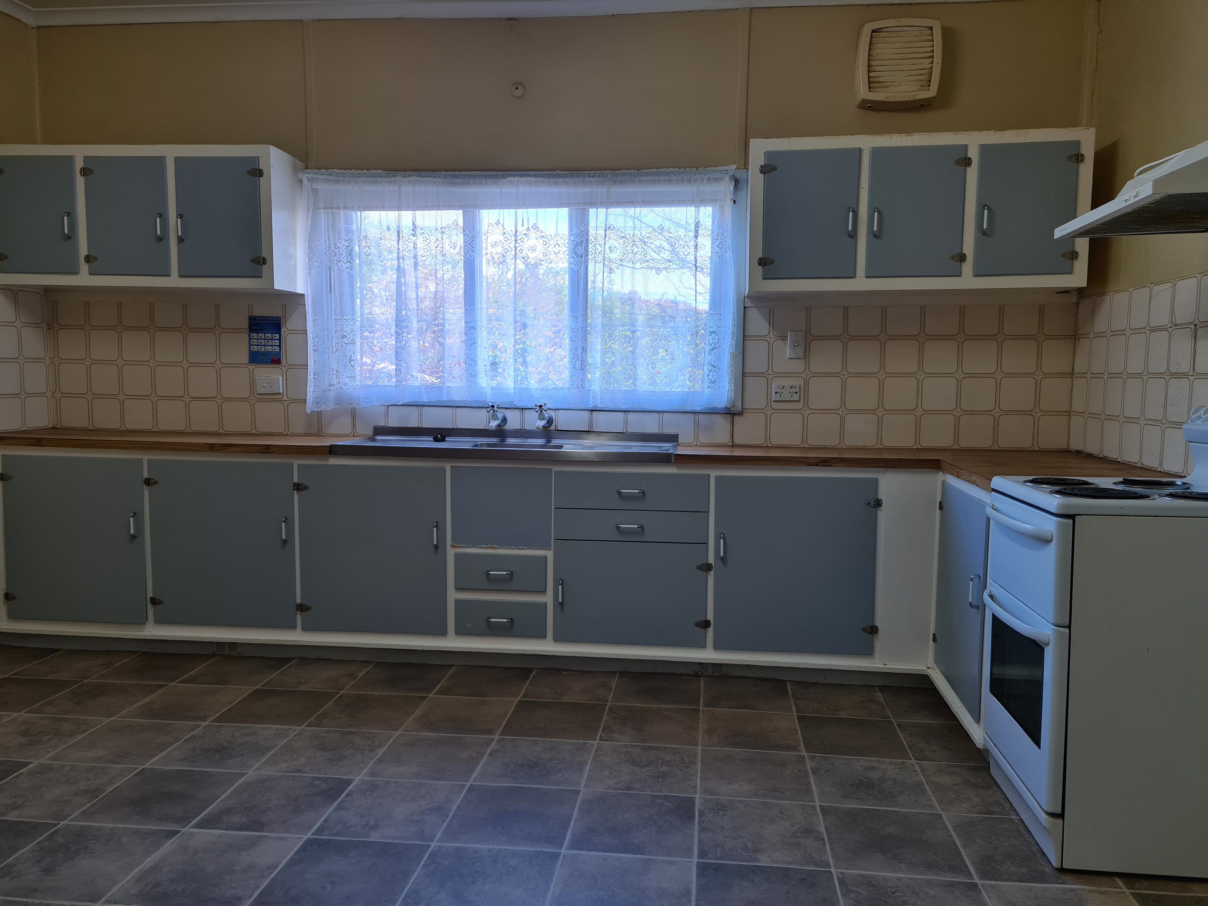 12 Guildford Street, Blyth, SA 5462