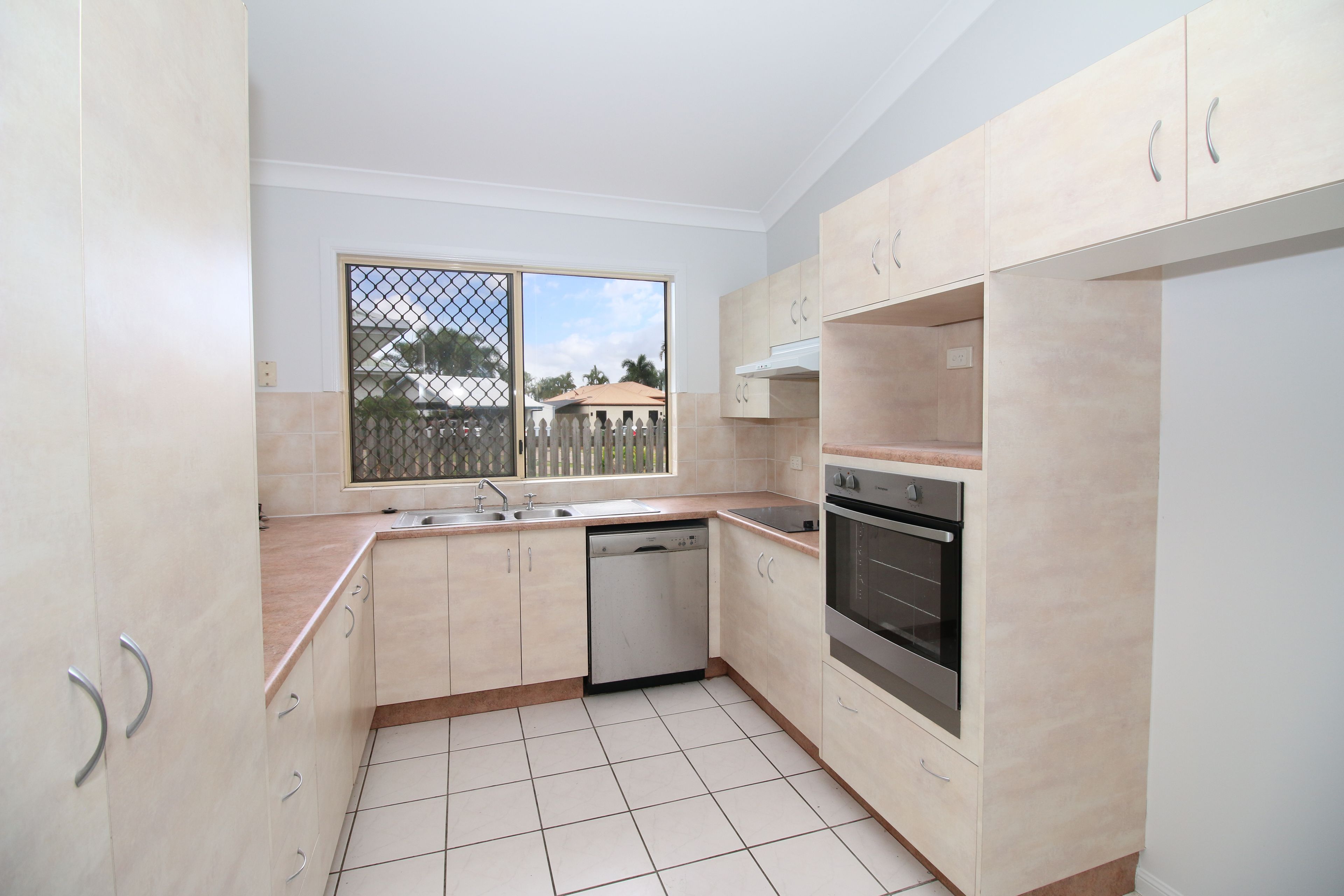 7 Niall Court, Annandale, QLD 4814