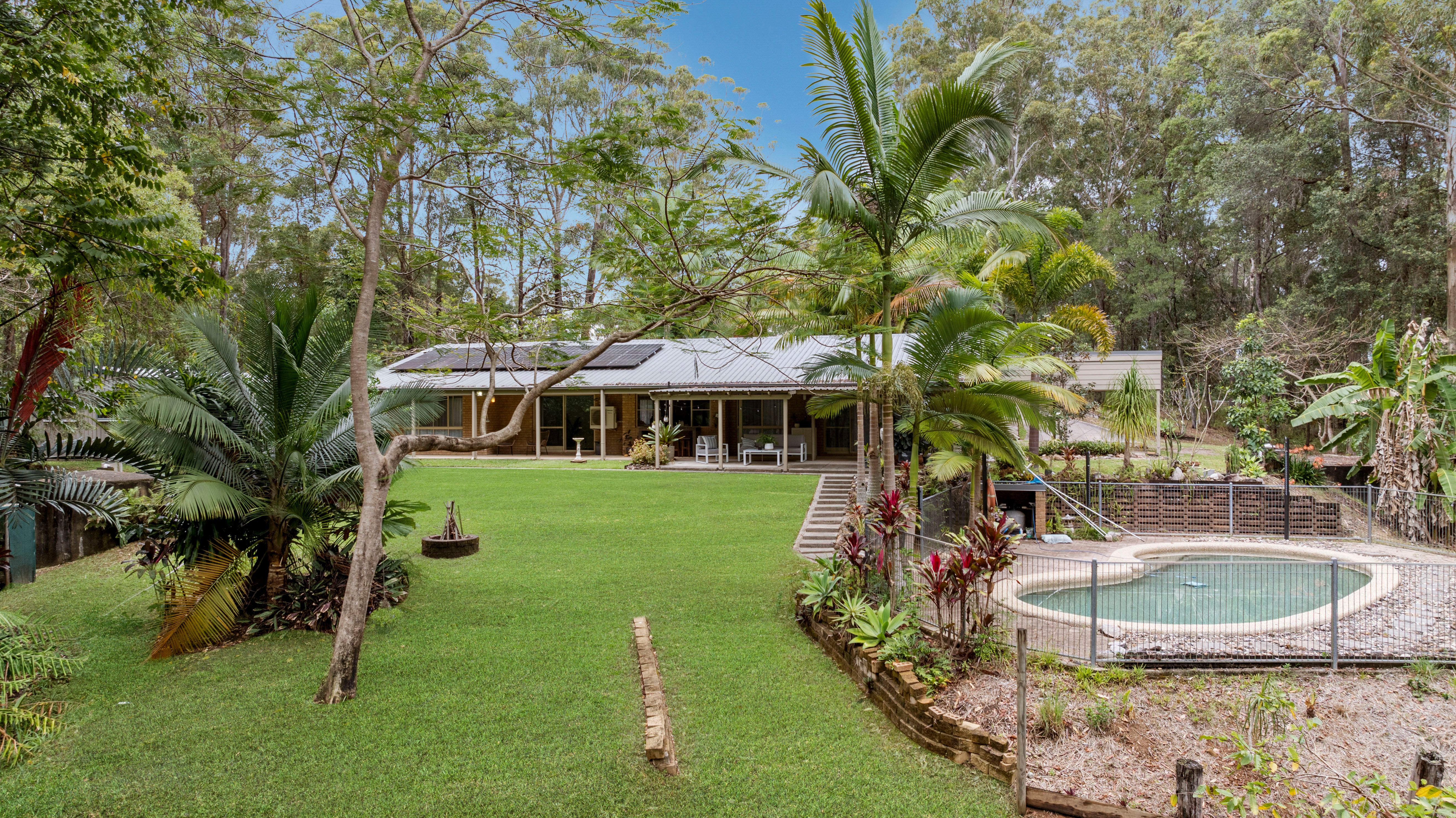 124 Glenview Road, Palmview QLD 4553
