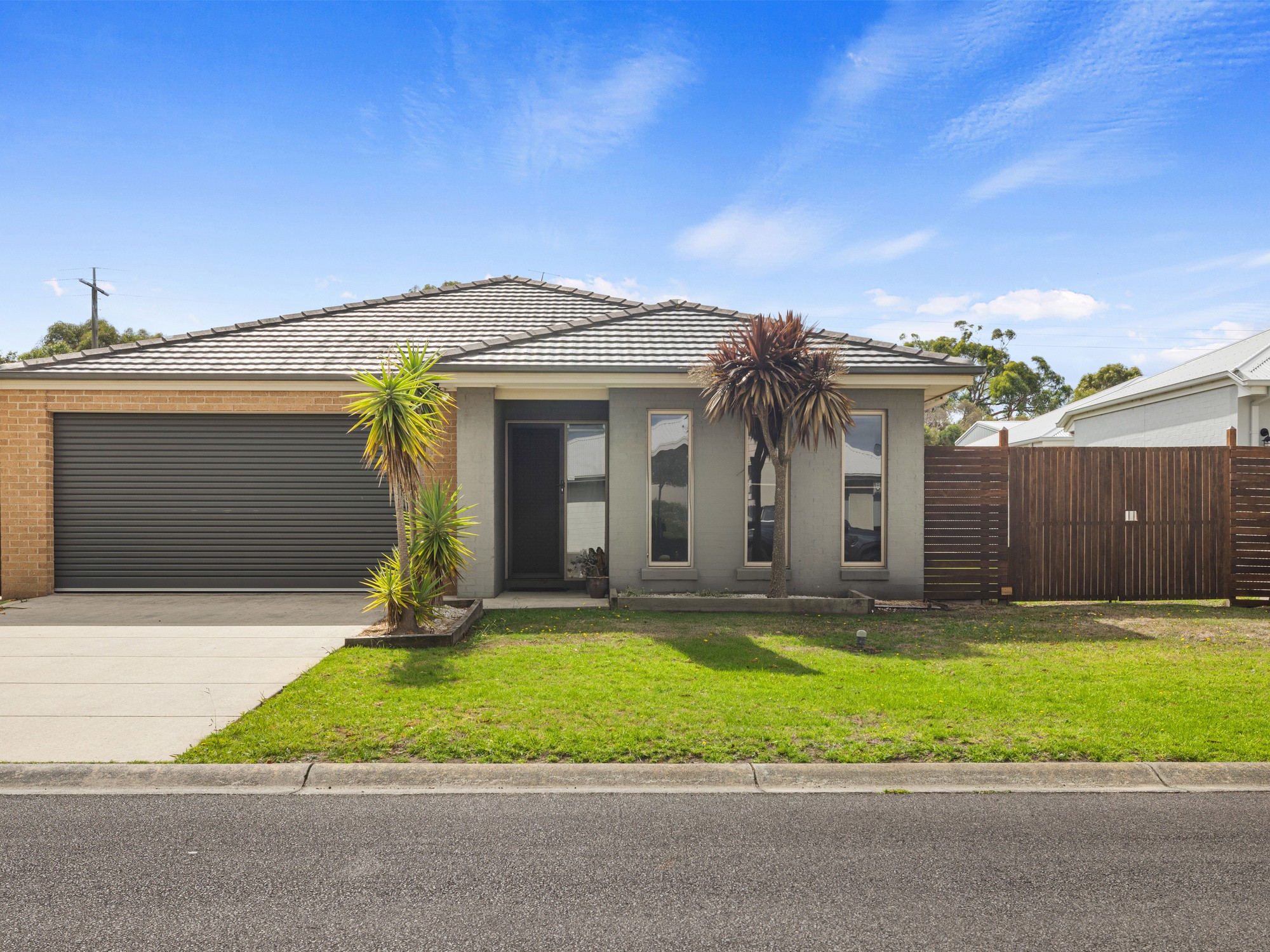 5 Cassinia Street, Inverloch, VIC 3996