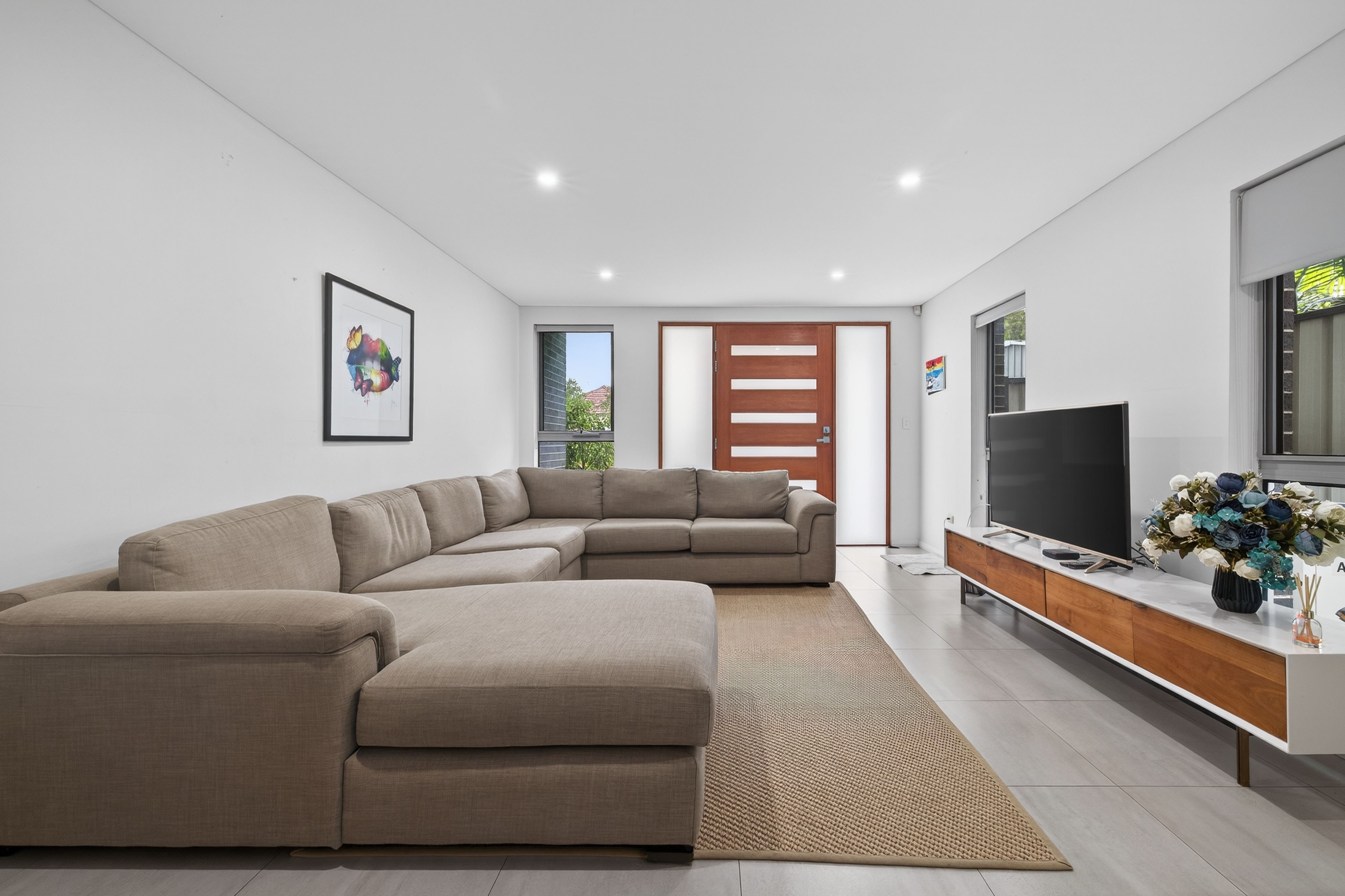 890 Punchbowl Road — photo 3 of 16