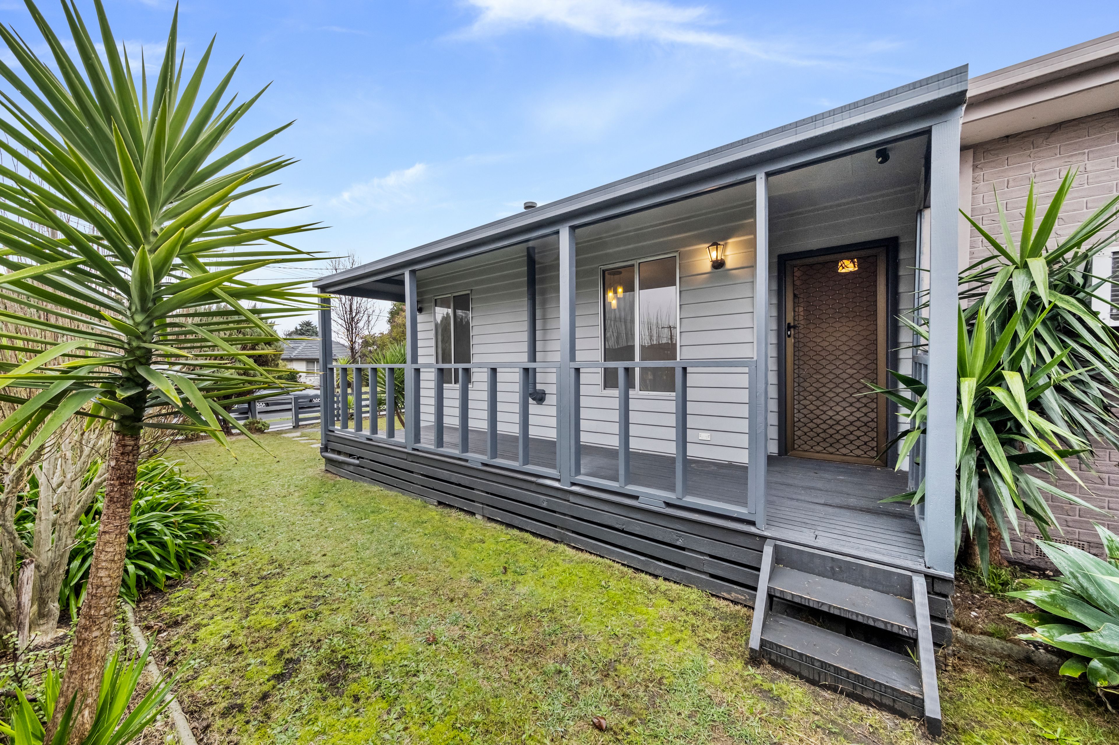 12 Frank Avenue, Clayton South, VIC 3169