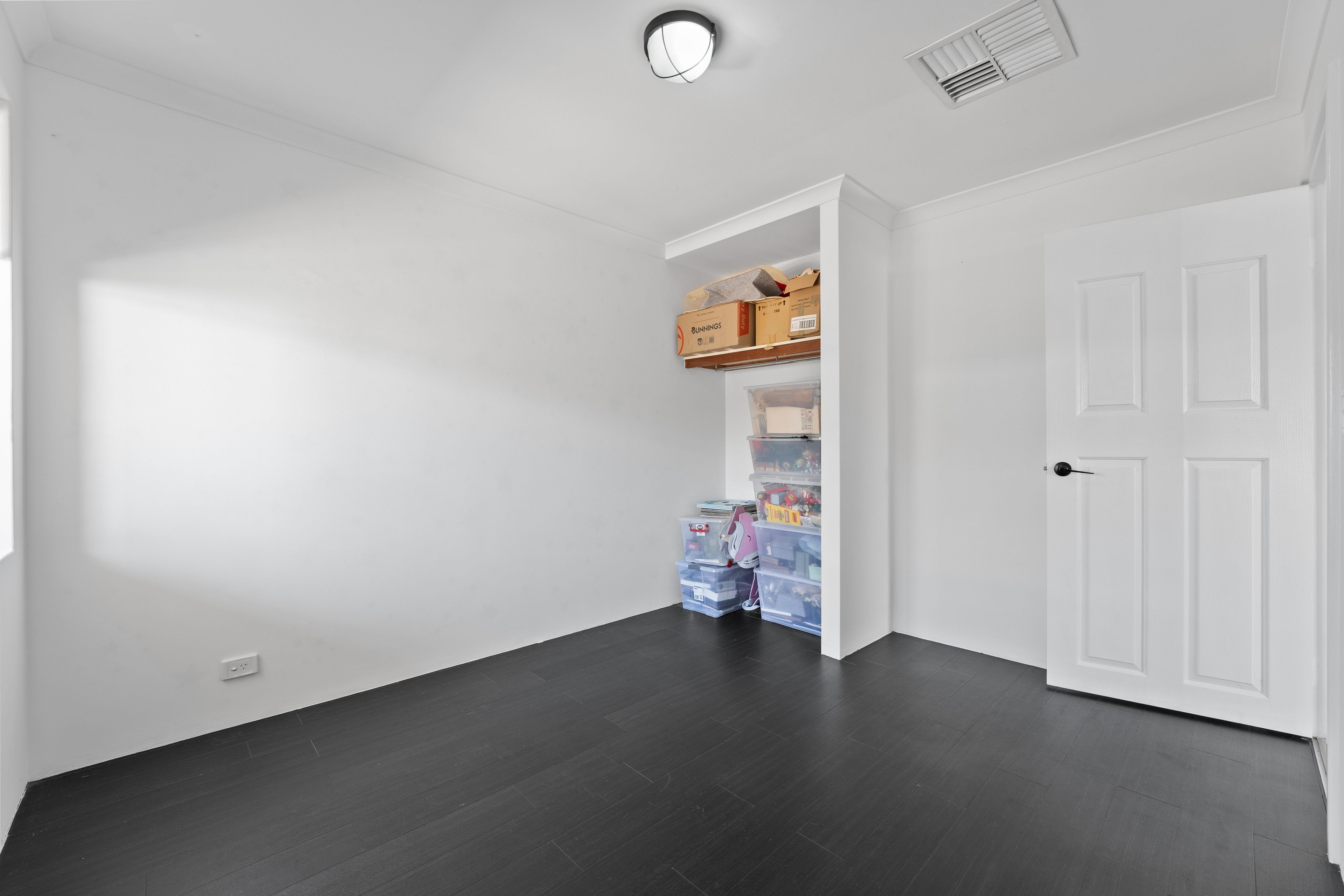 27 Mornington Boulevard — photo 20 of 30