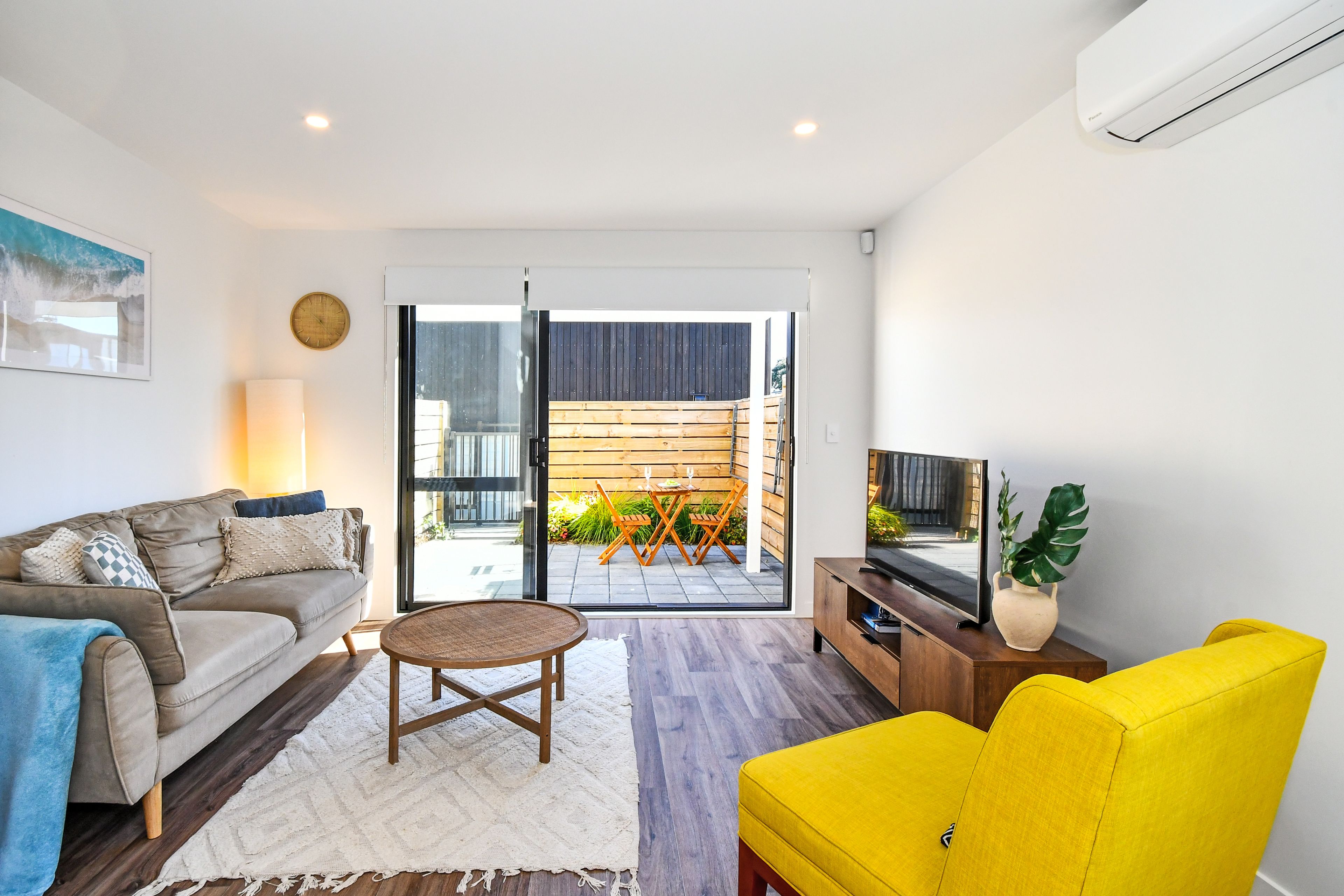 2A Whanui Place, Mangere Bridge, Manukau City