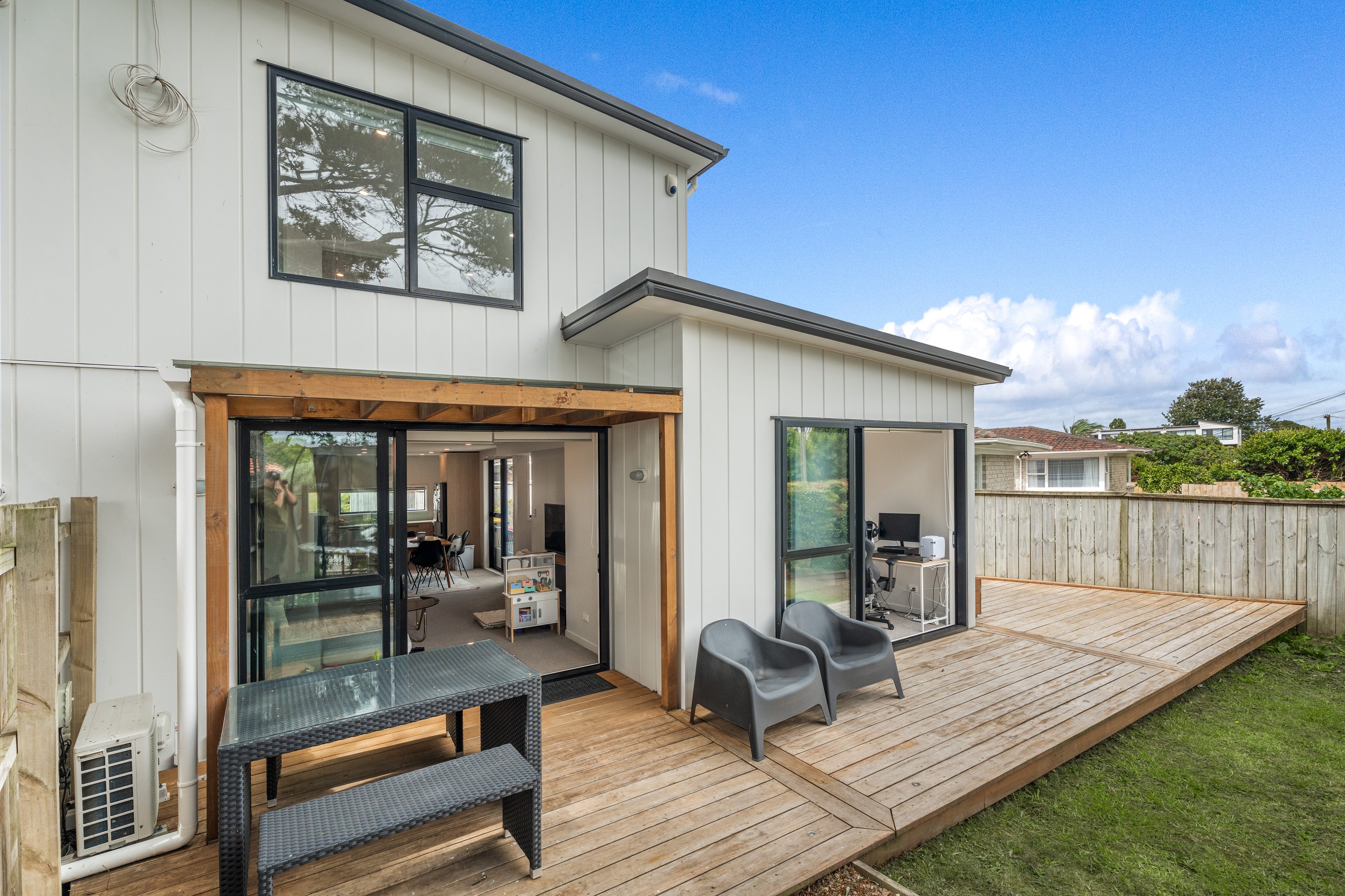 2/48 Wallace Road, Papatoetoe, Manukau City