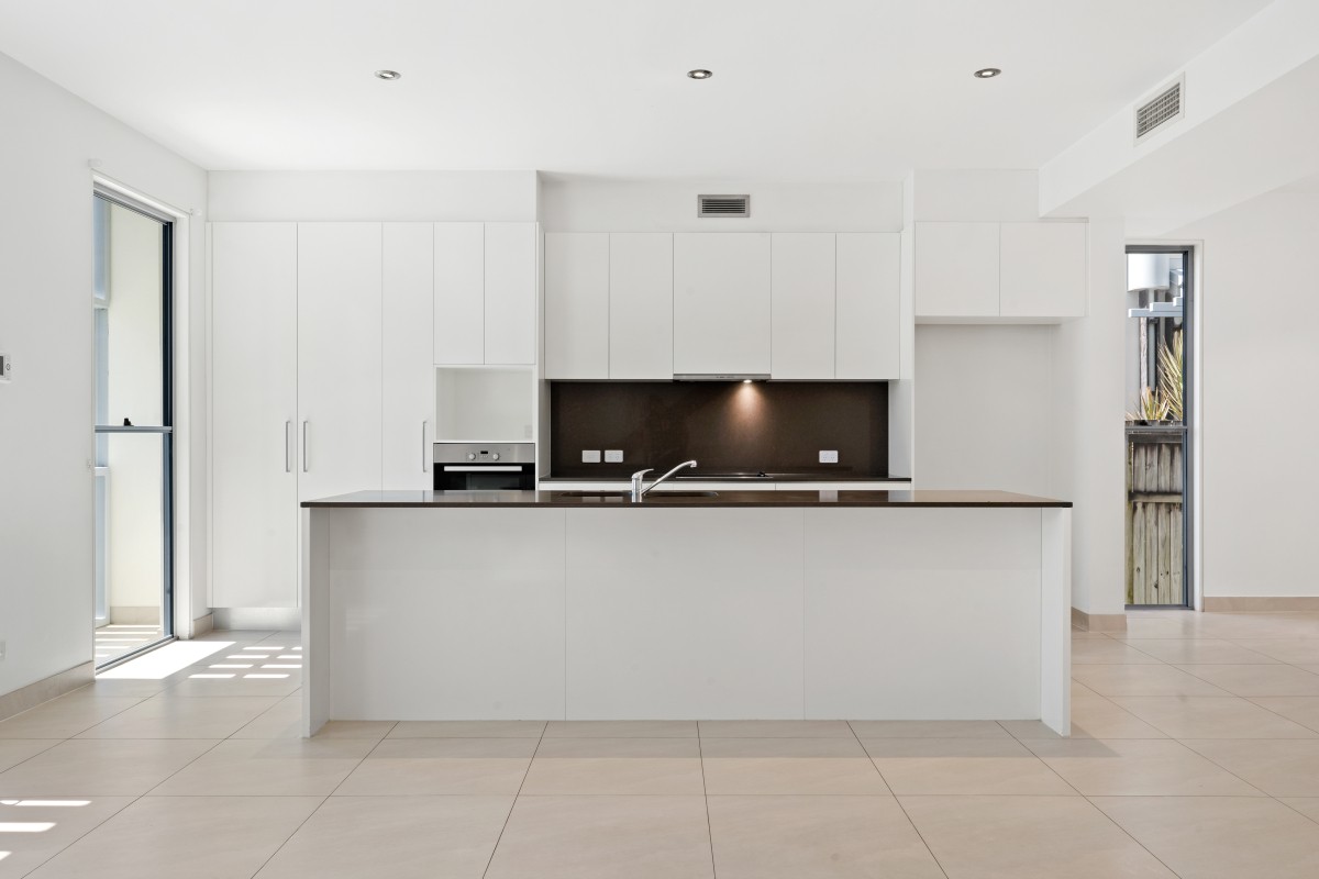 1 Mal Burke Street, Southport, QLD 4215