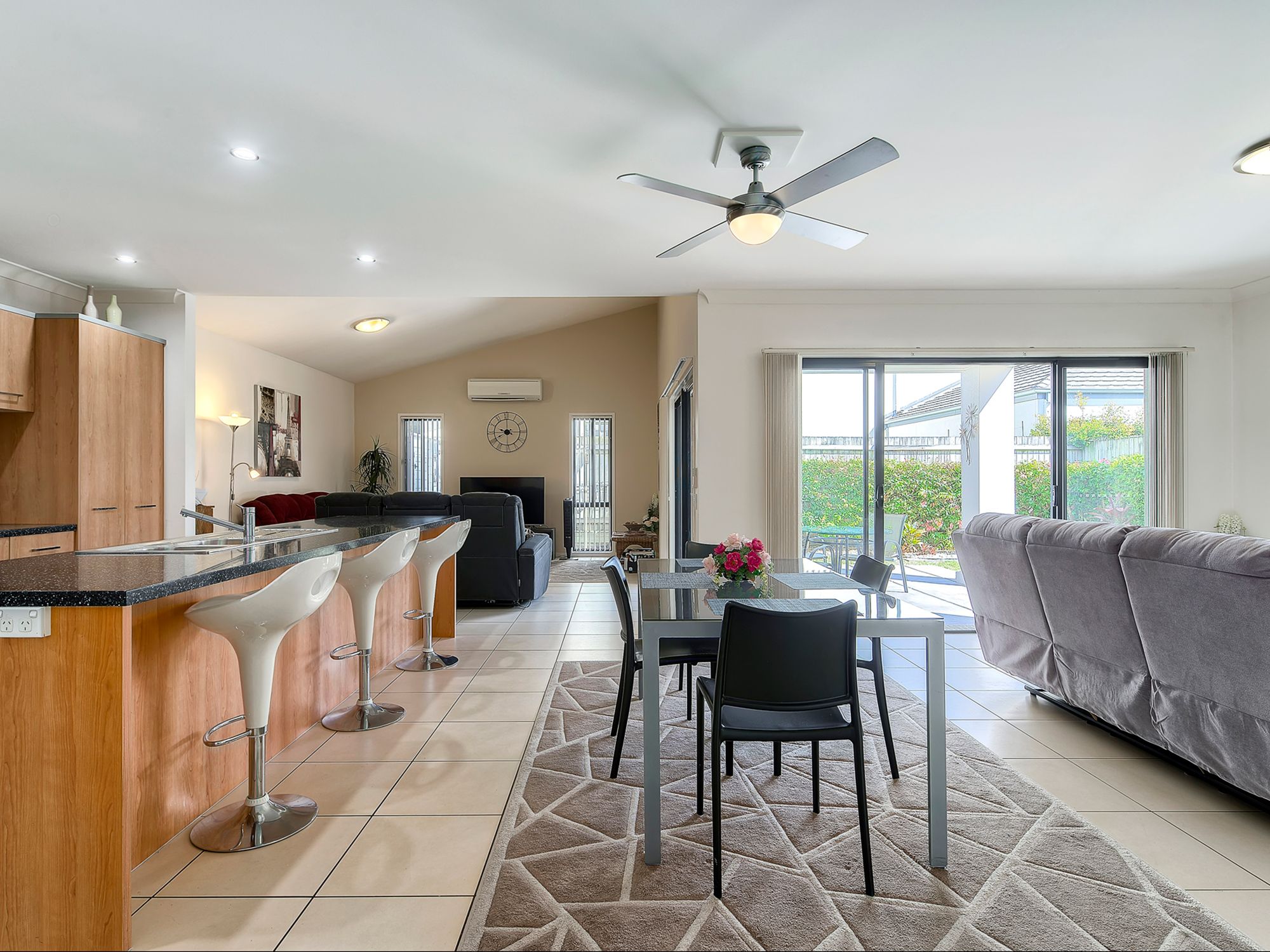20/1 Celestial Court, Carina, QLD 4152
