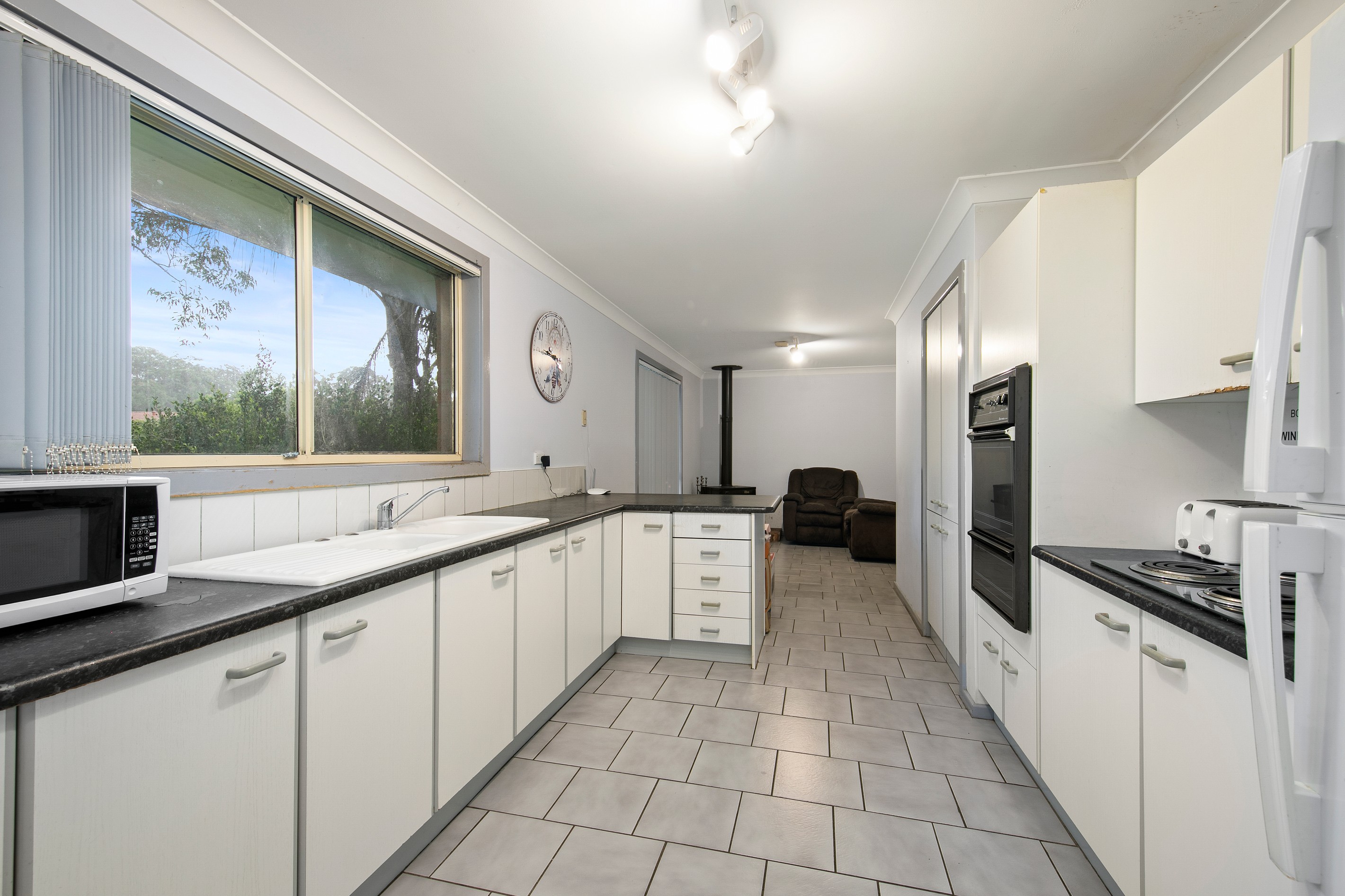 8 Lewinsbrook Close, Maryland, NSW 2287