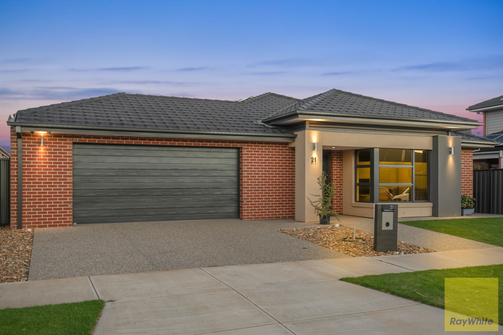 21 Wimbledon Grove, Truganina, VIC 3029