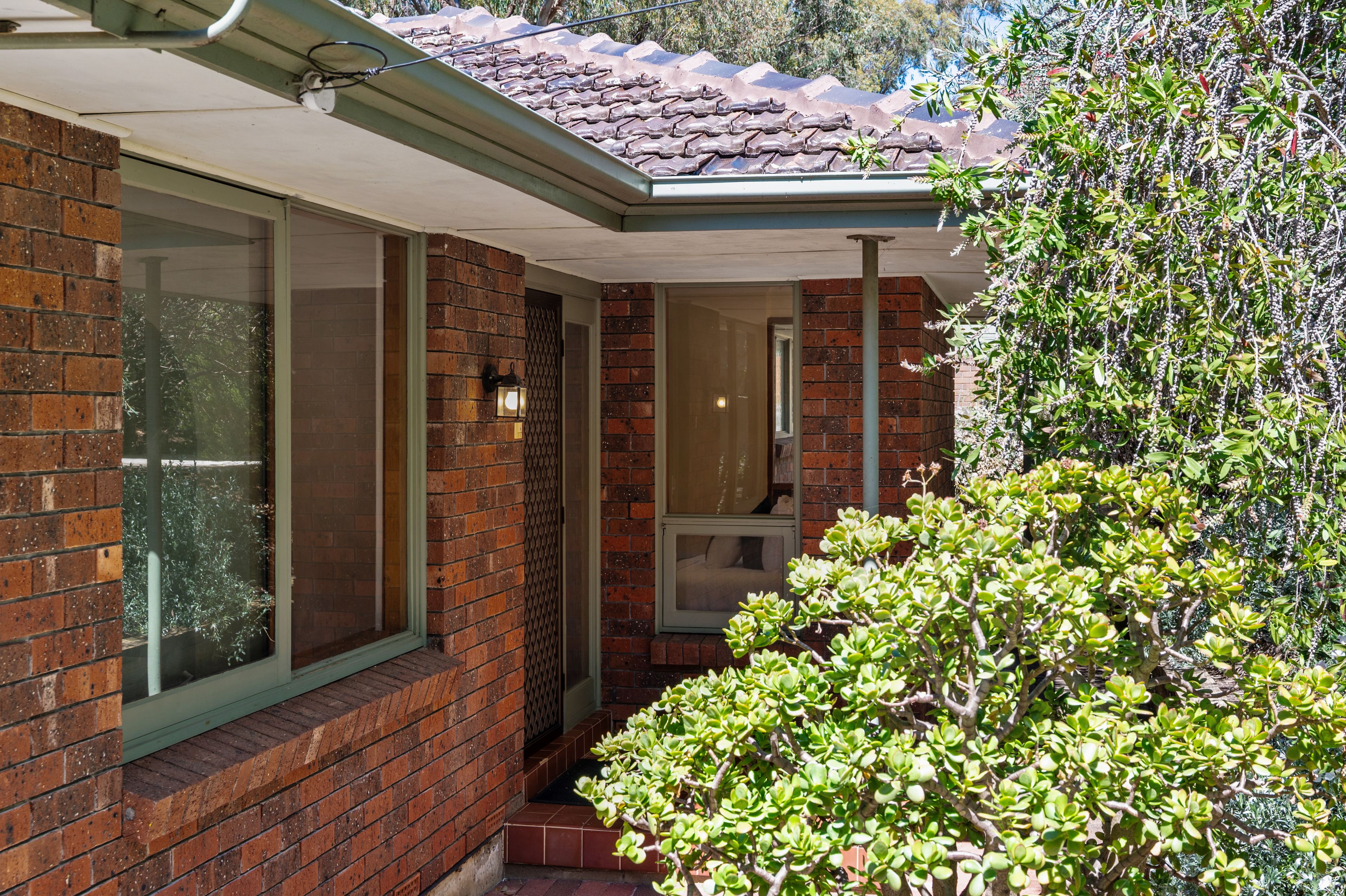 26 Orleana Street — photo 2 of 28