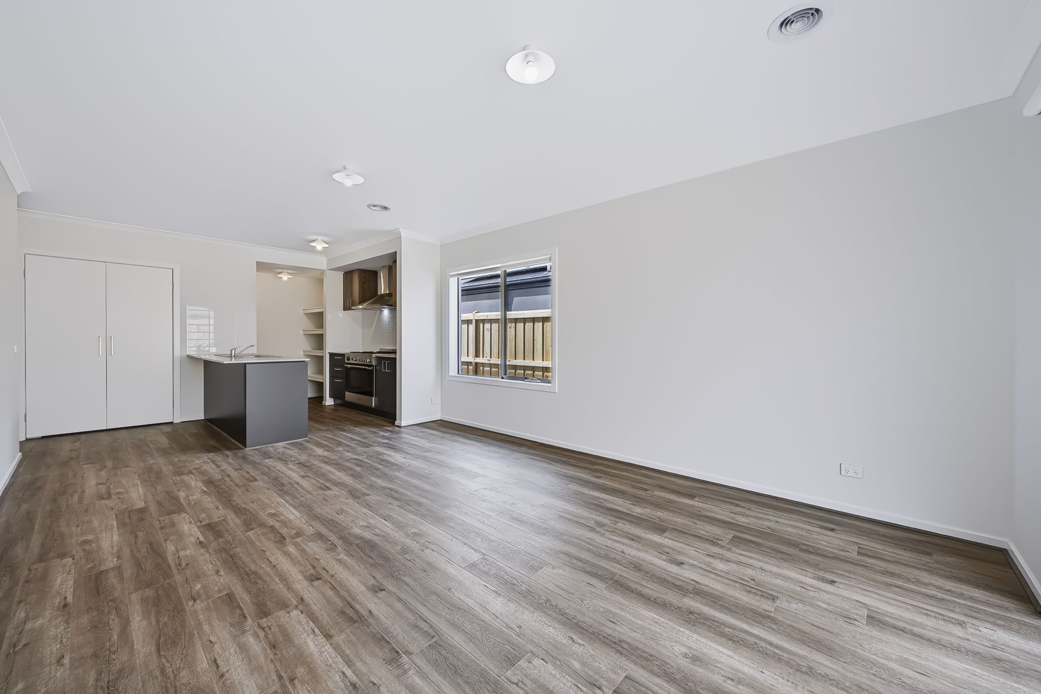 18 Poppy Sage Way — photo 4 of 12