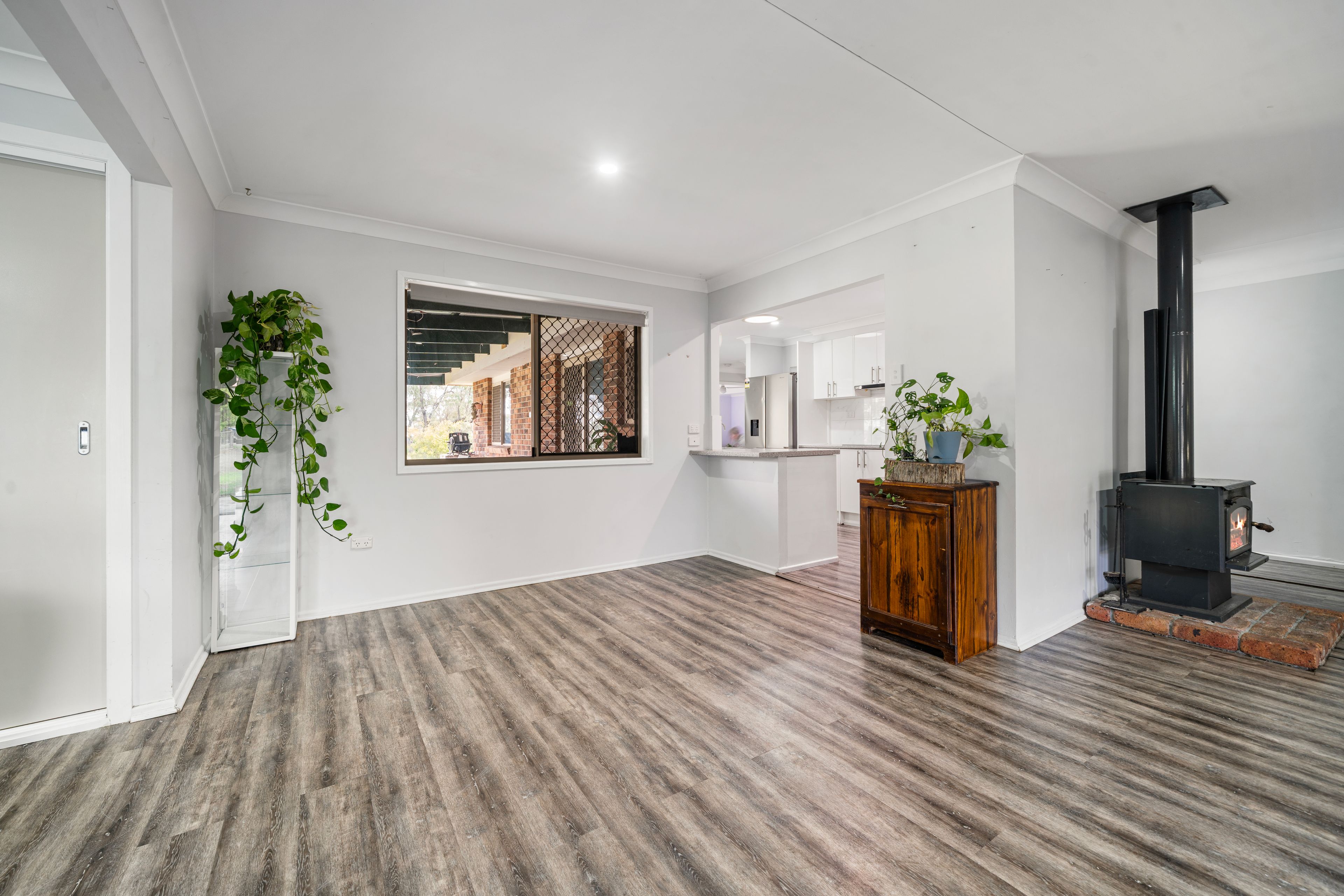6 Catherine Crescent — photo 15 of 26