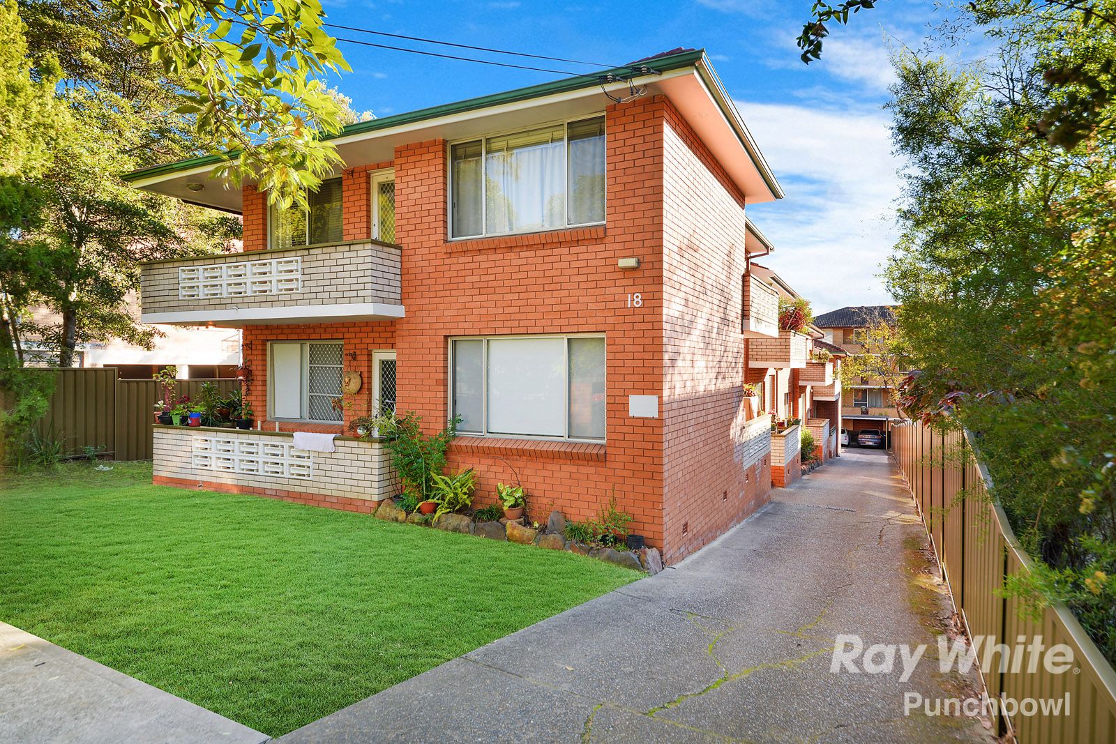 2/18 Minter Street, Canterbury, NSW 2193