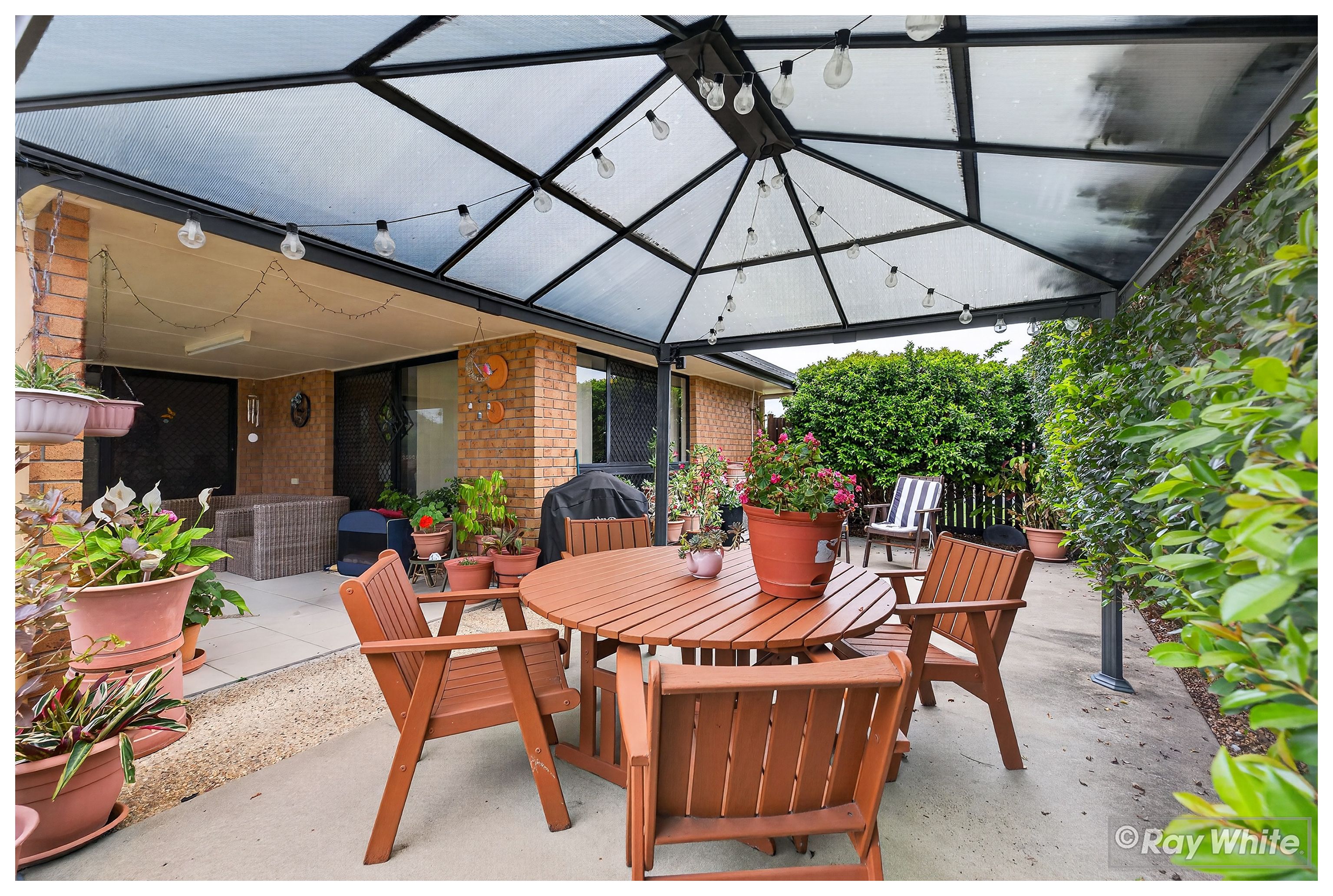 1 Red Gum Court — photo 3 of 30