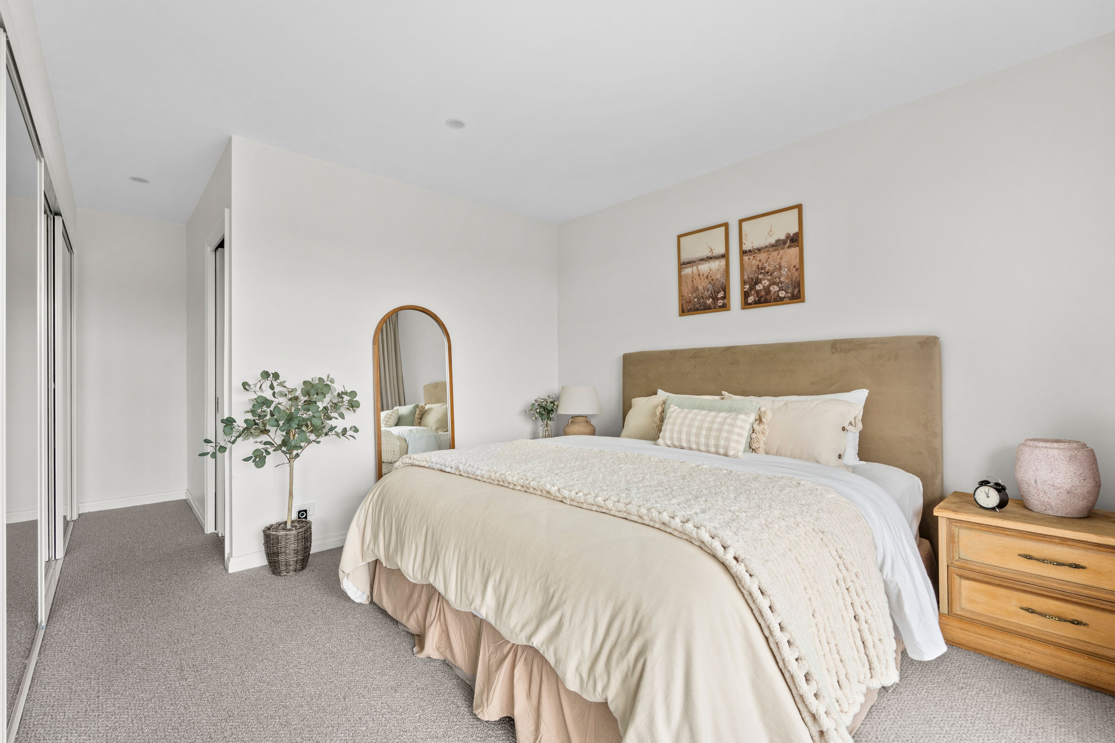 370-374 Ironbark Road — photo 10 of 20