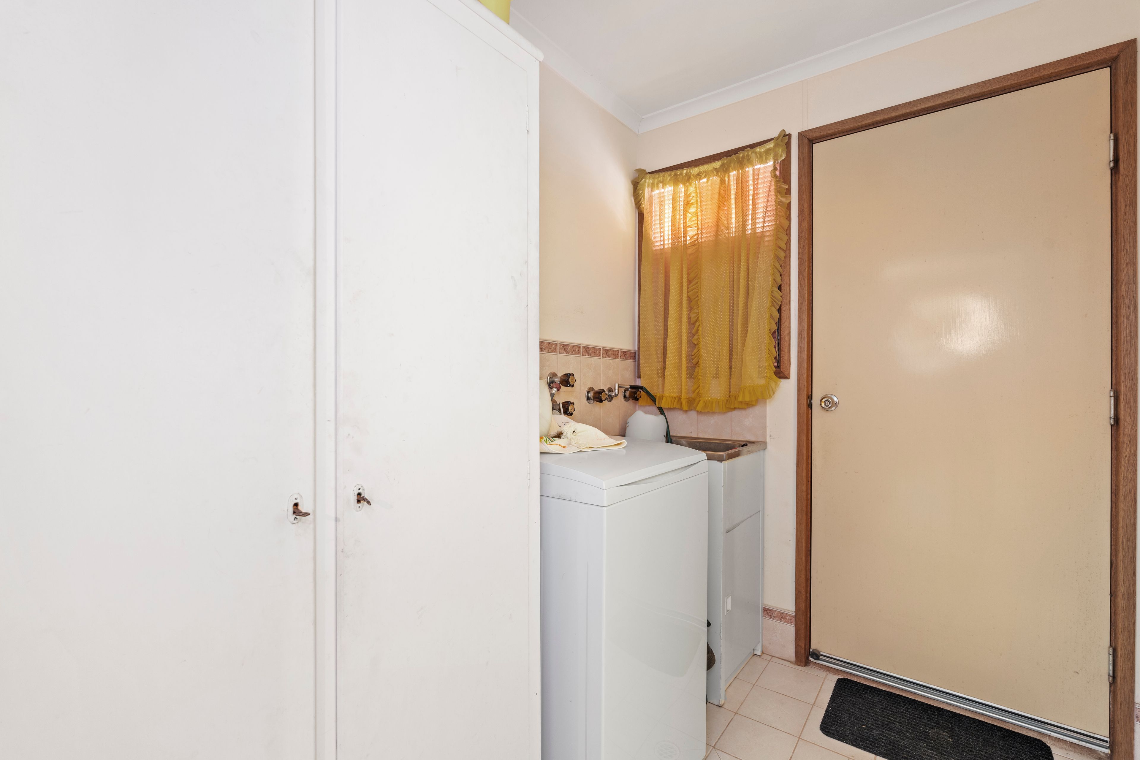 2-4 Rowe Terrace — photo 17 of 24